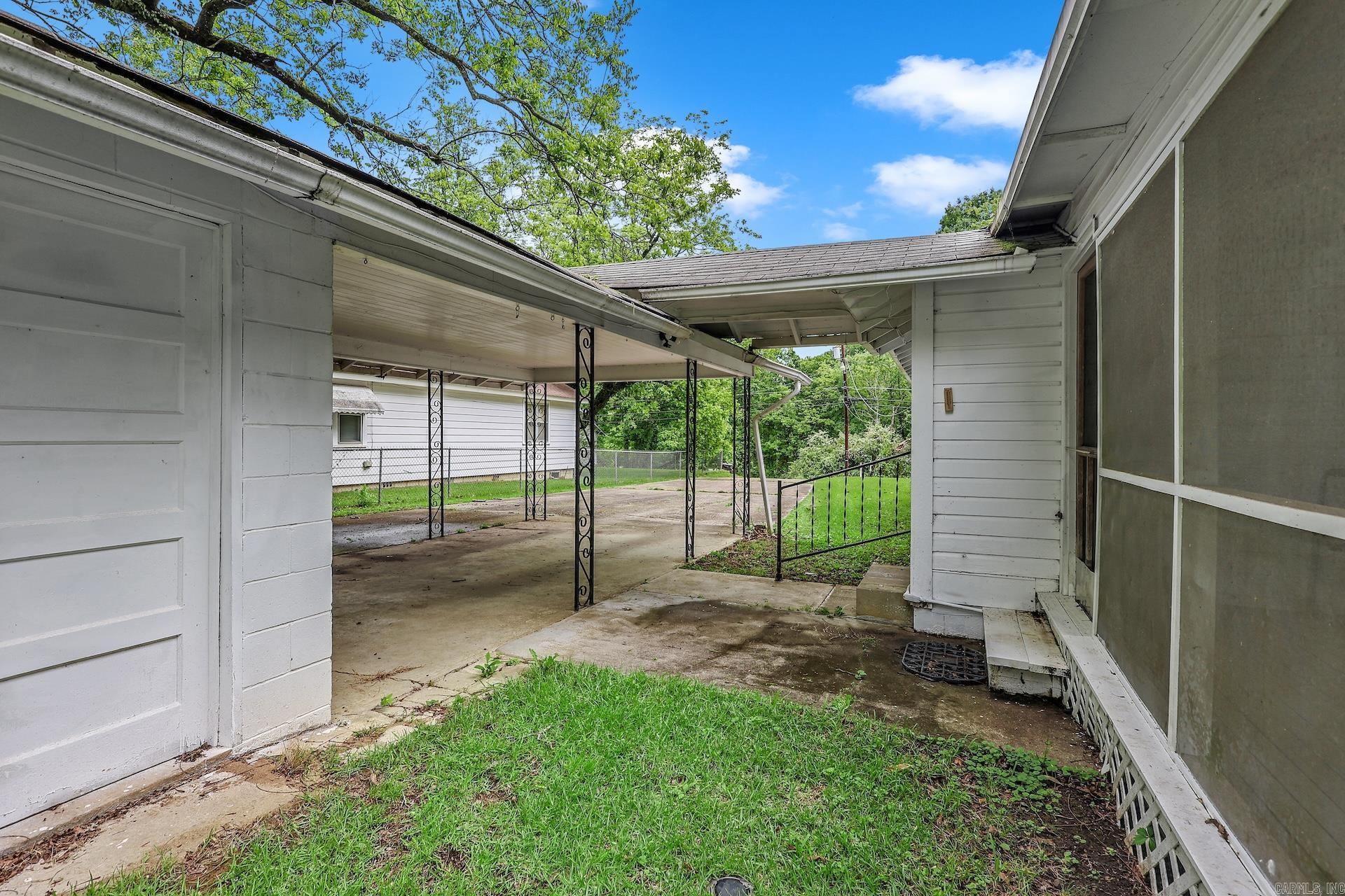 MOUNT IDA CITY ACREAGE - Residential