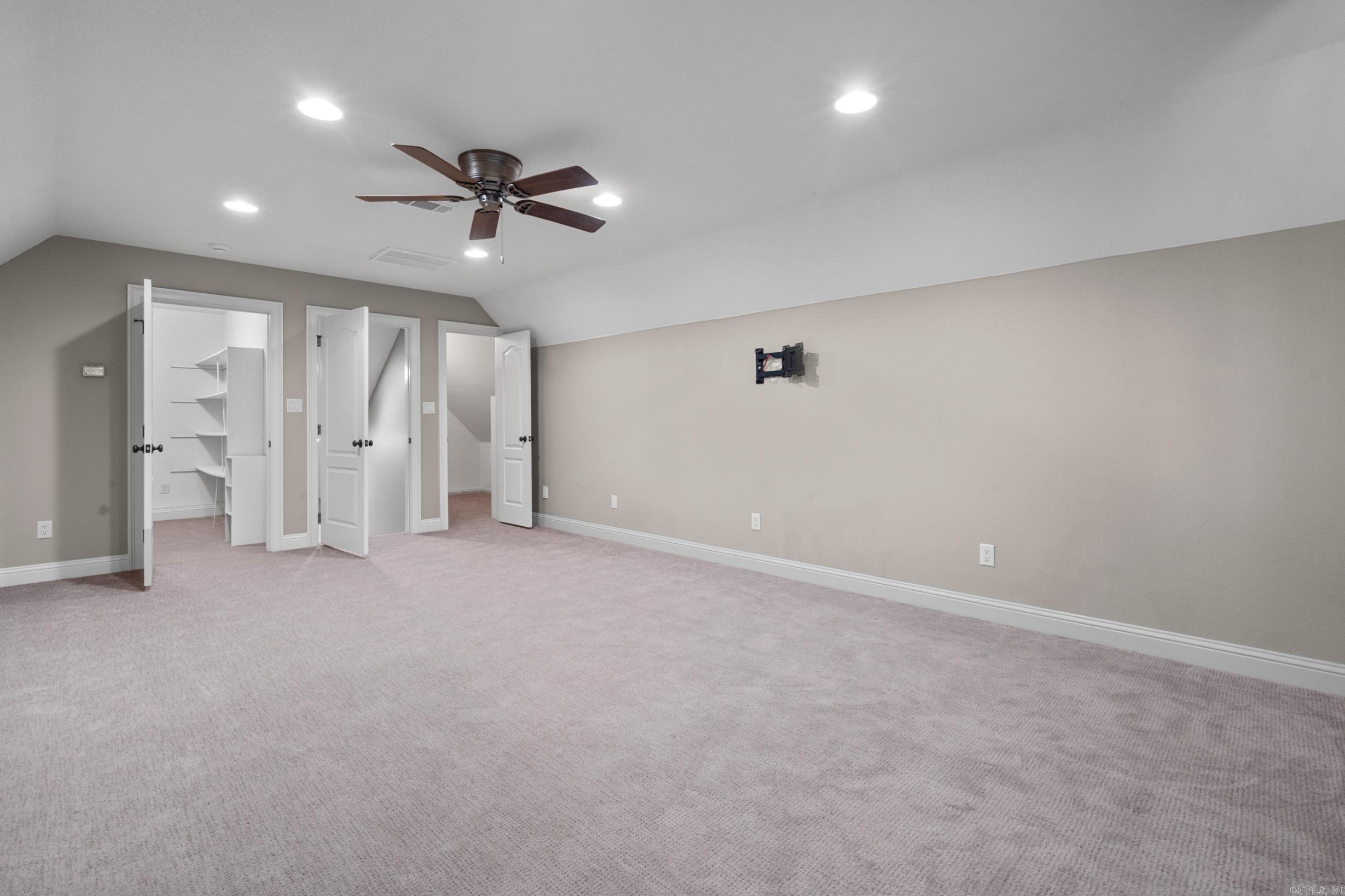 Red Oak Ridge - Residential