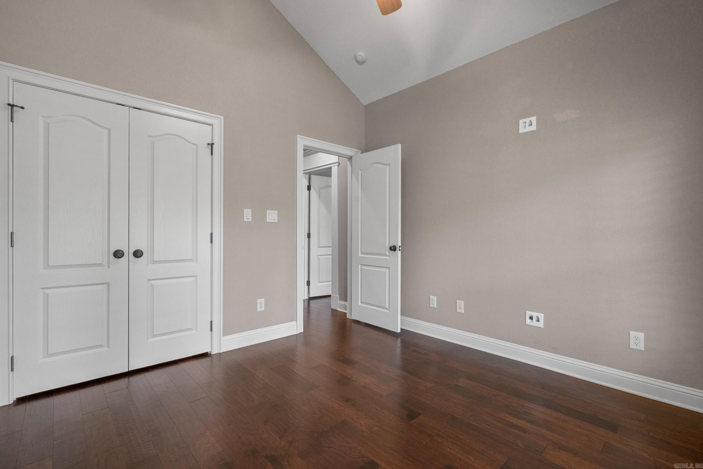 Red Oak Ridge - Residential