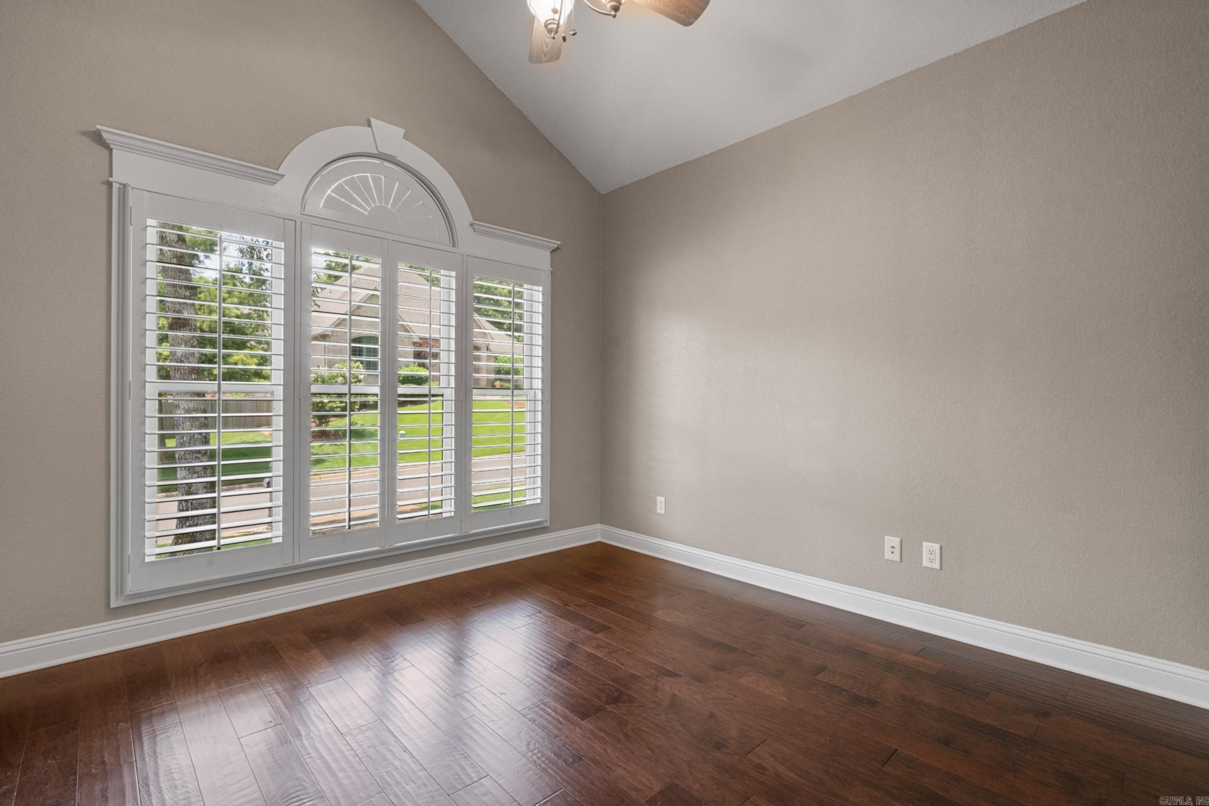 Red Oak Ridge - Residential