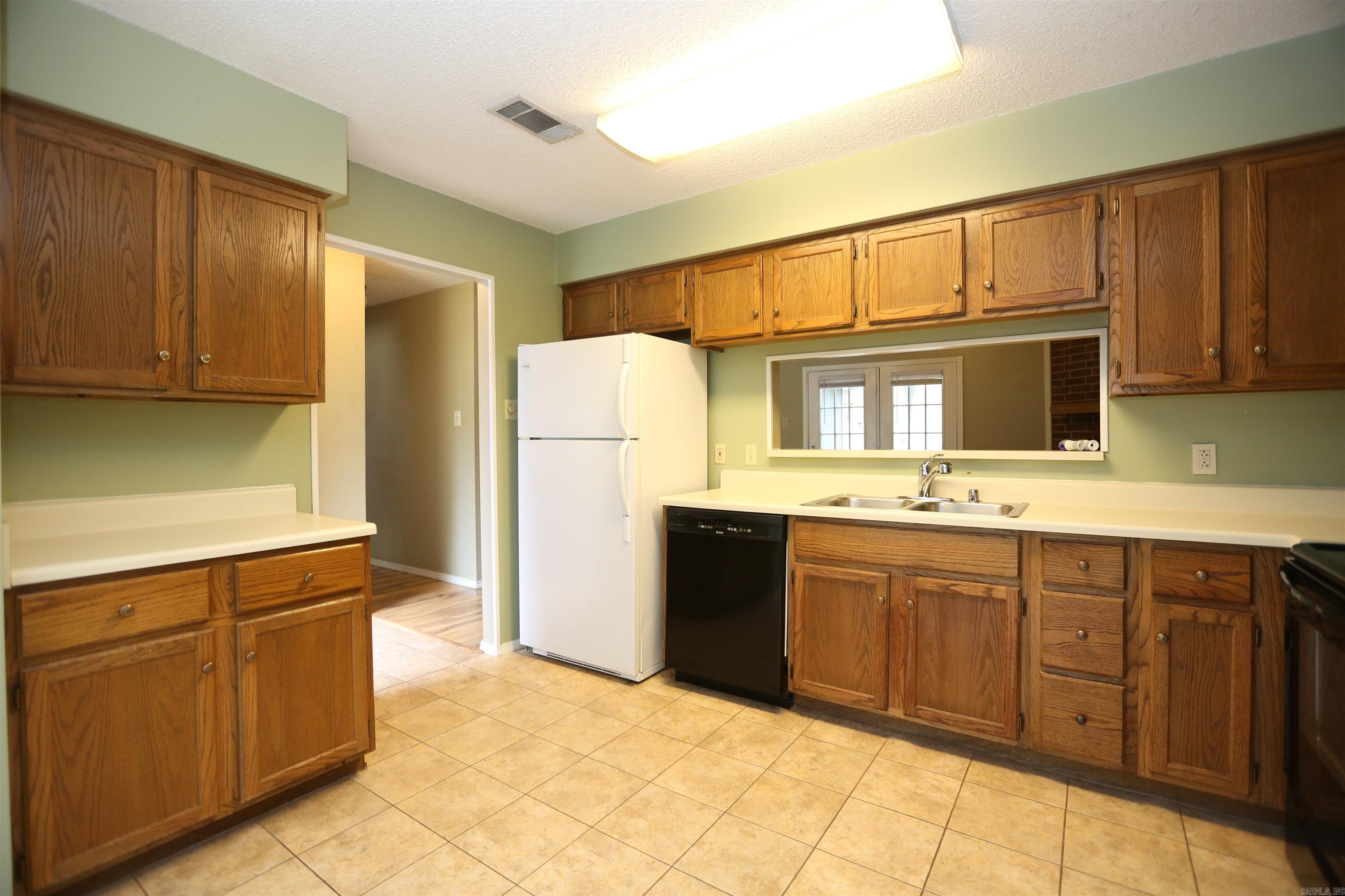 Point West 3rd - Residential Lease