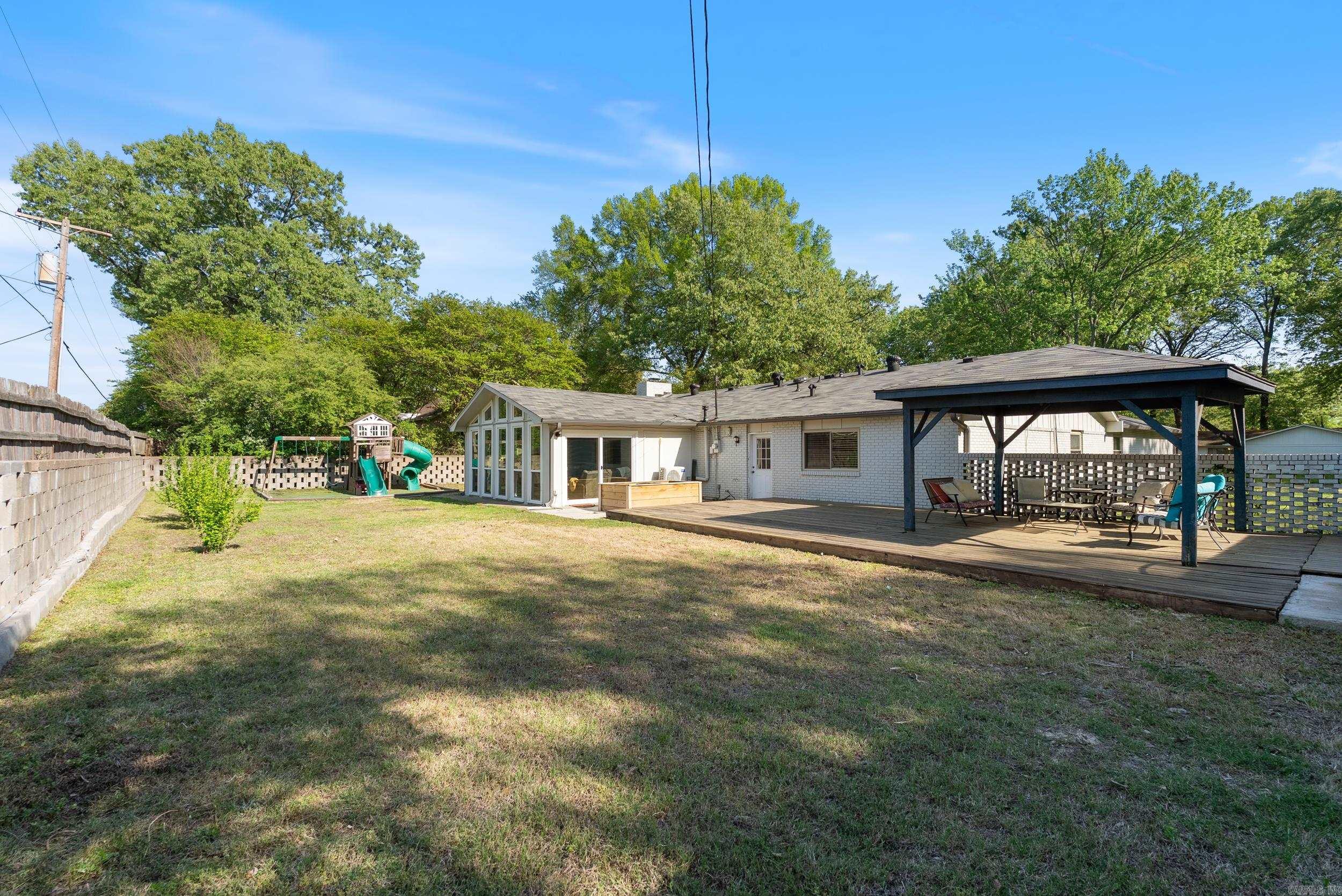 WEST GATE - Residential