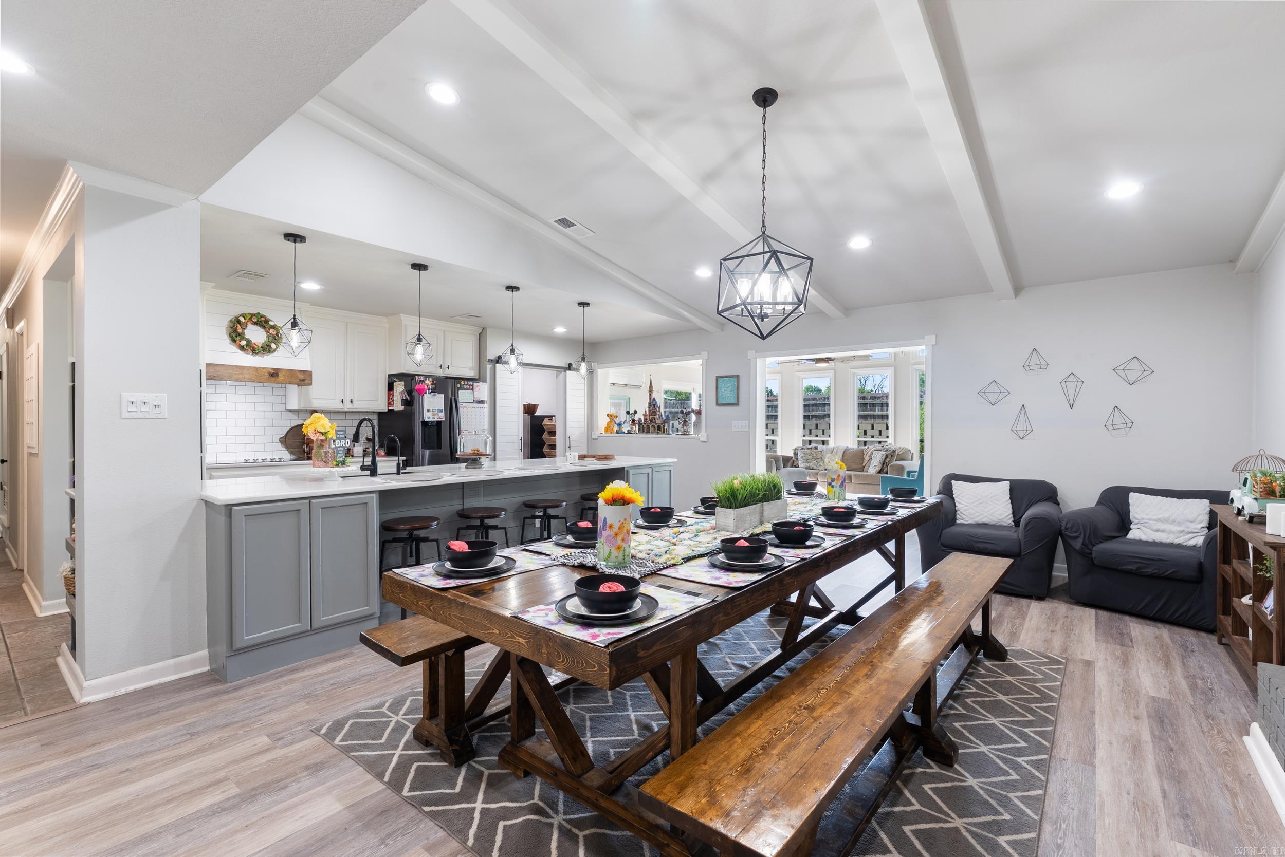 WEST GATE - Residential