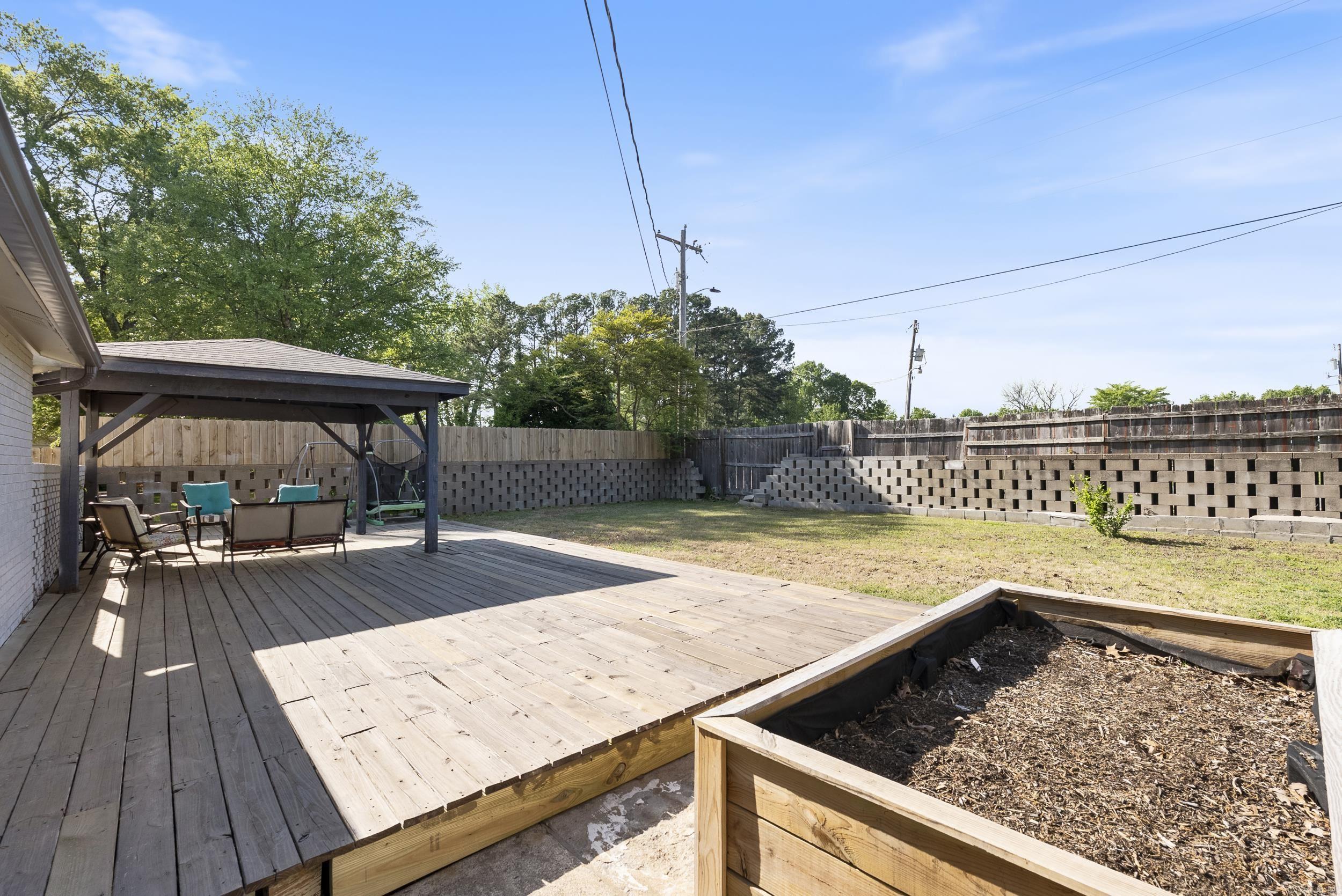 WEST GATE - Residential