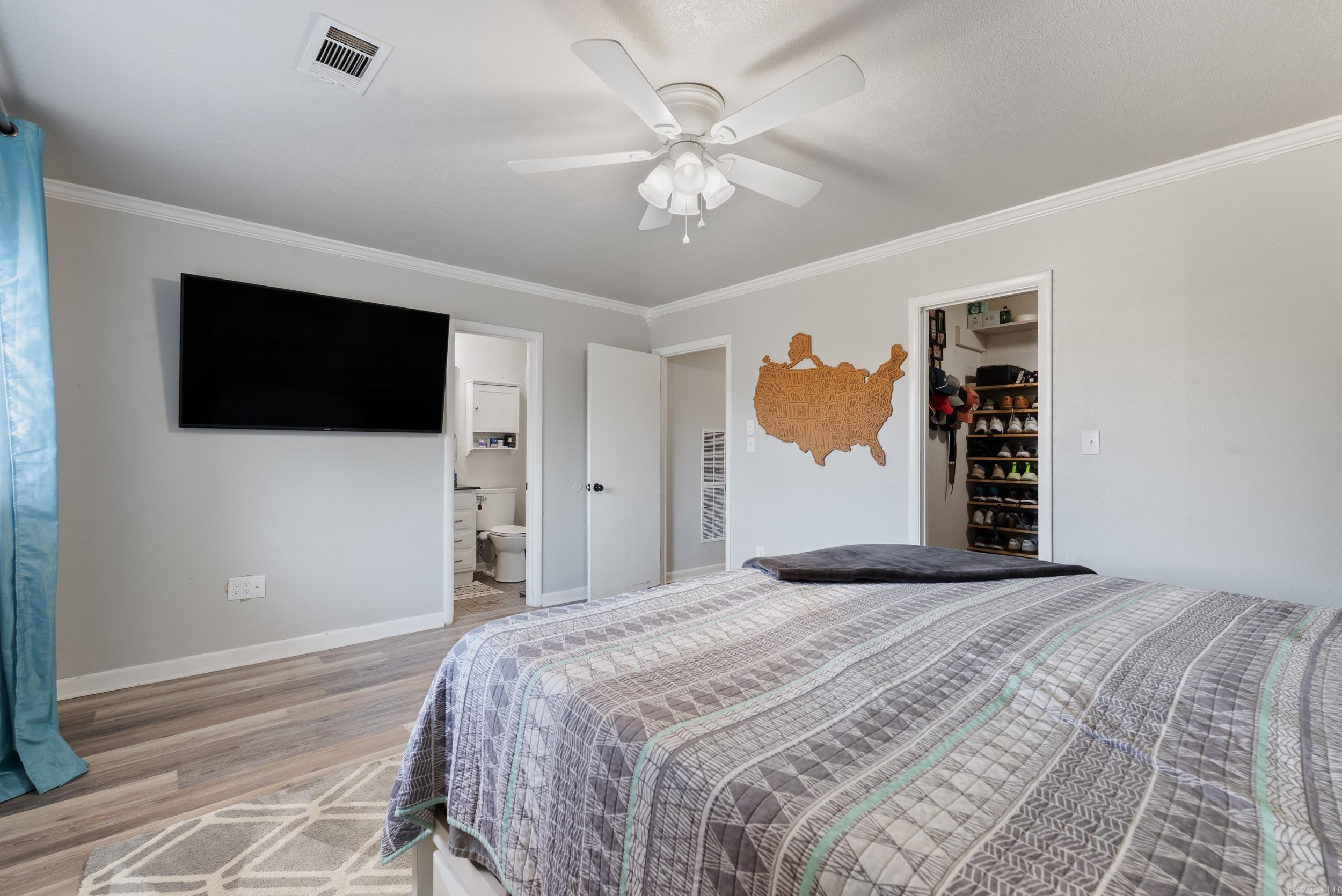 WEST GATE - Residential