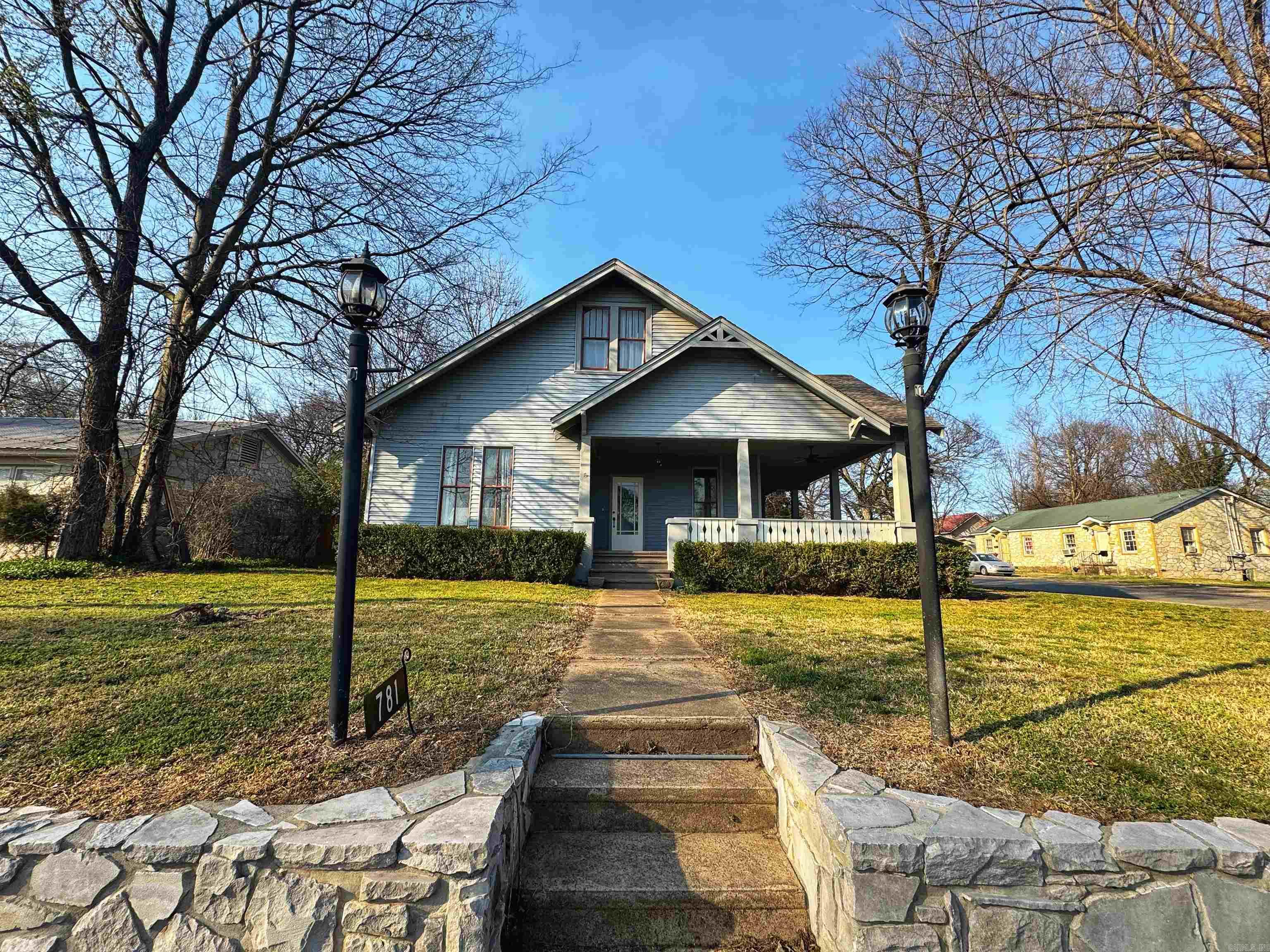 MAXFIELD SOUTHERN - Residential