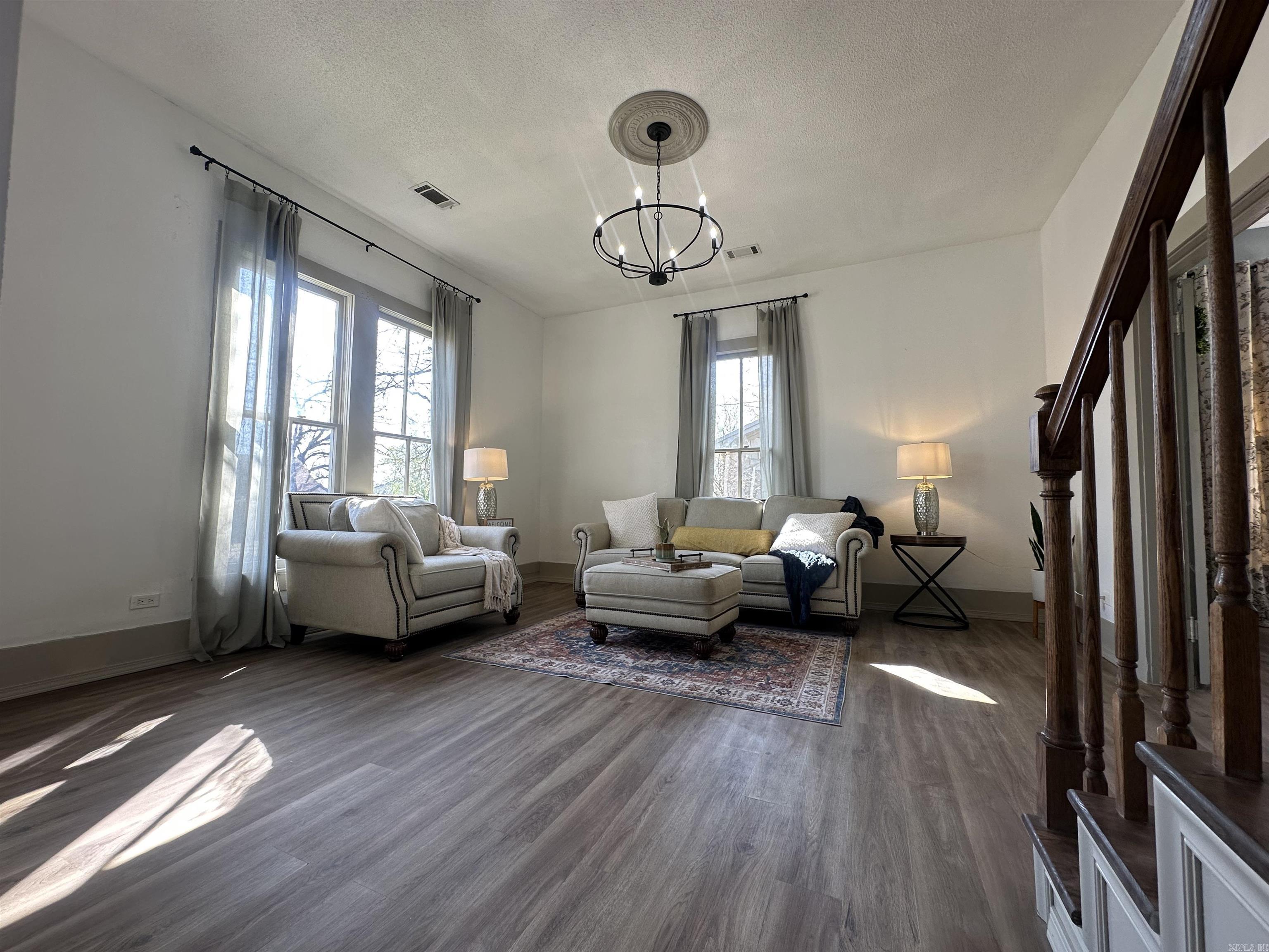 MAXFIELD SOUTHERN - Residential