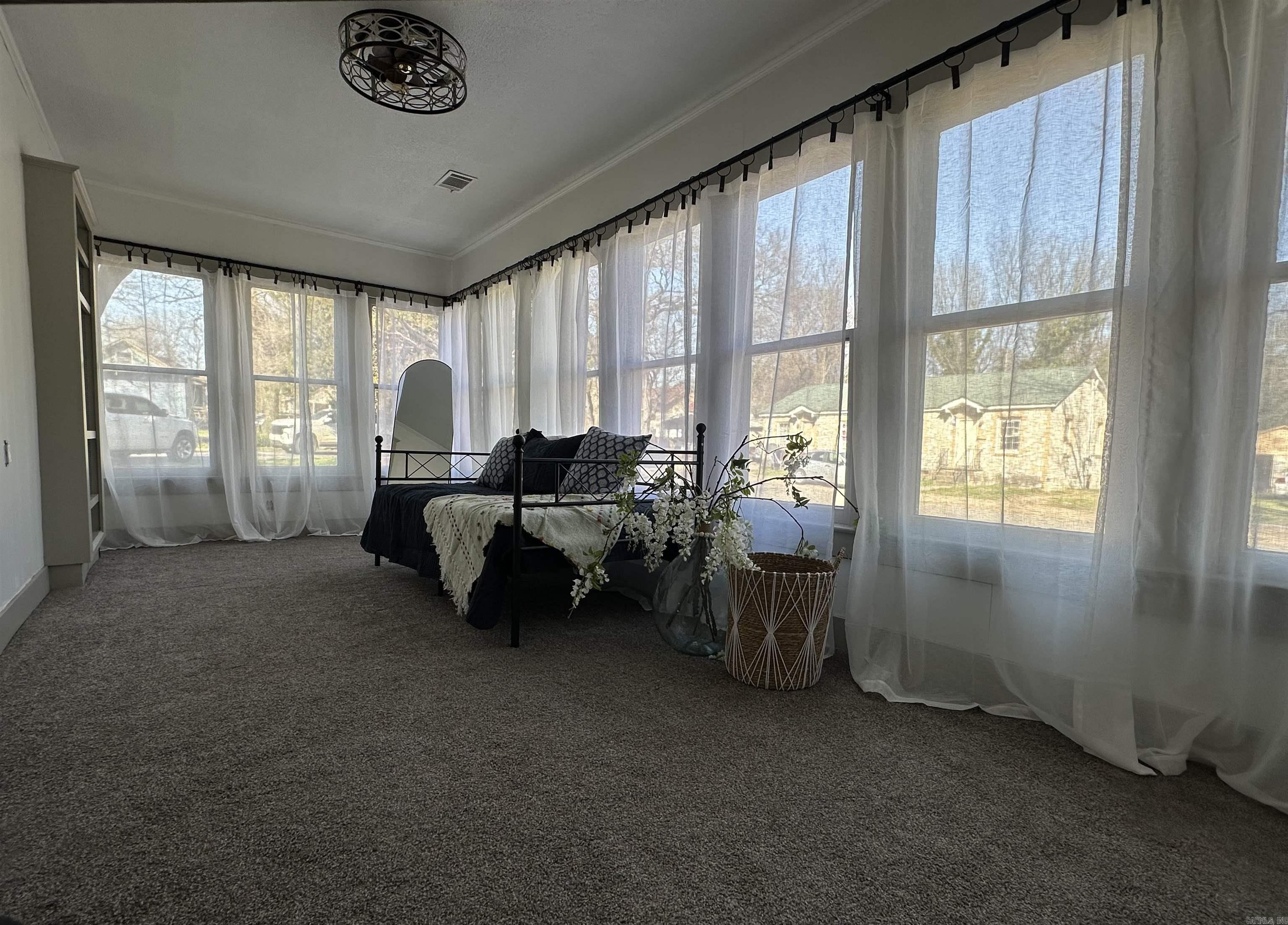 MAXFIELD SOUTHERN - Residential