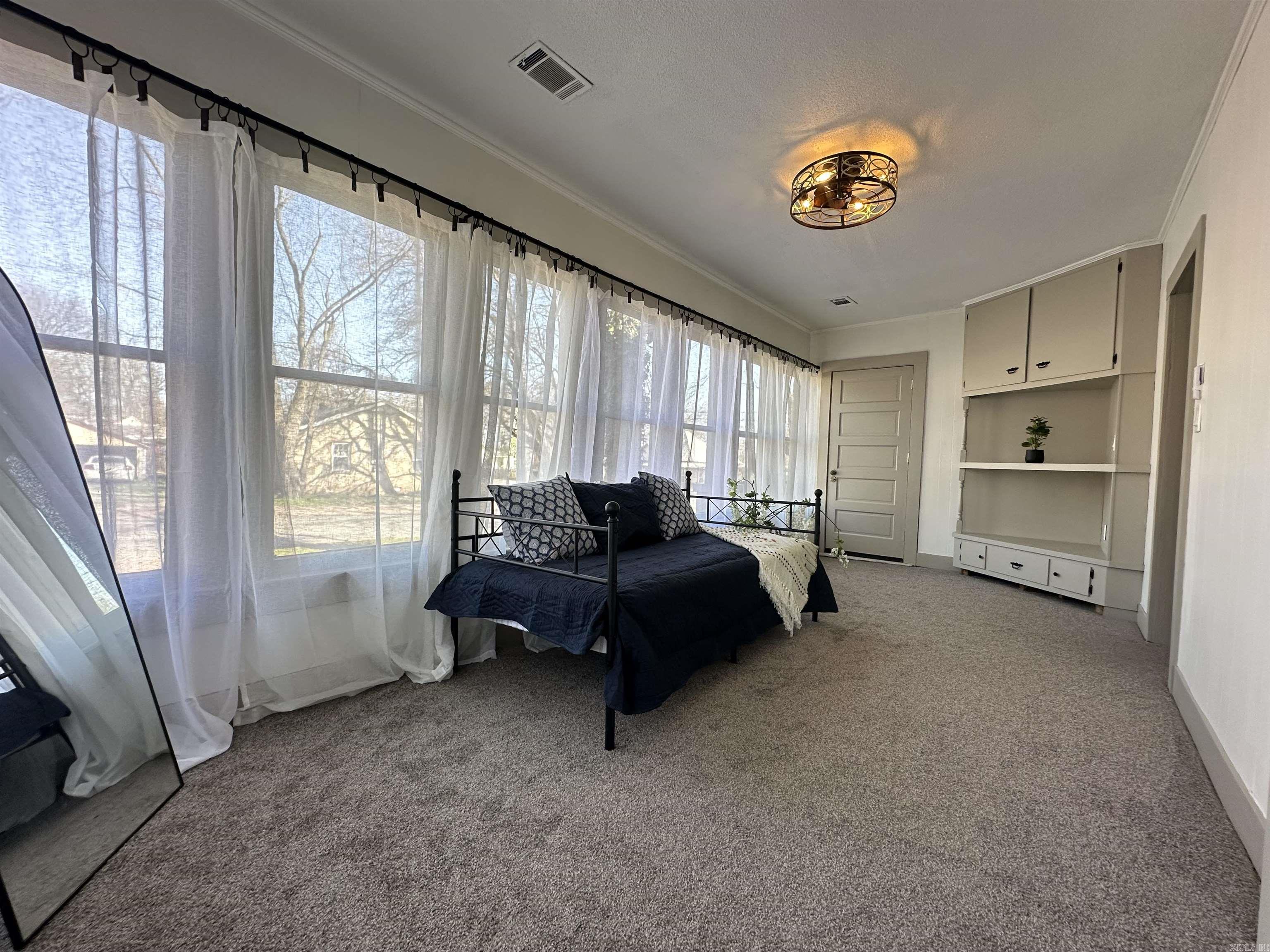 MAXFIELD SOUTHERN - Residential