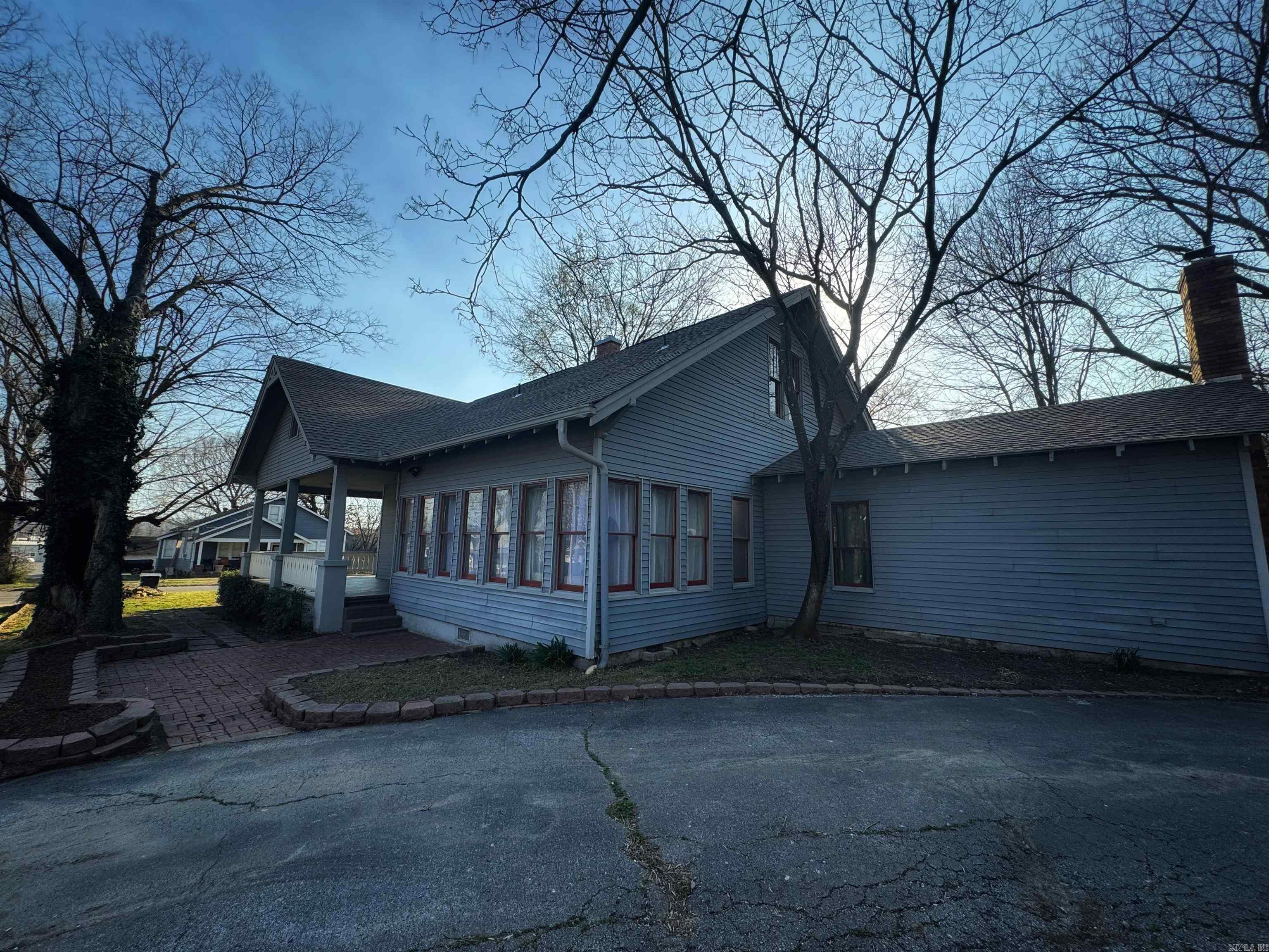 MAXFIELD SOUTHERN - Residential