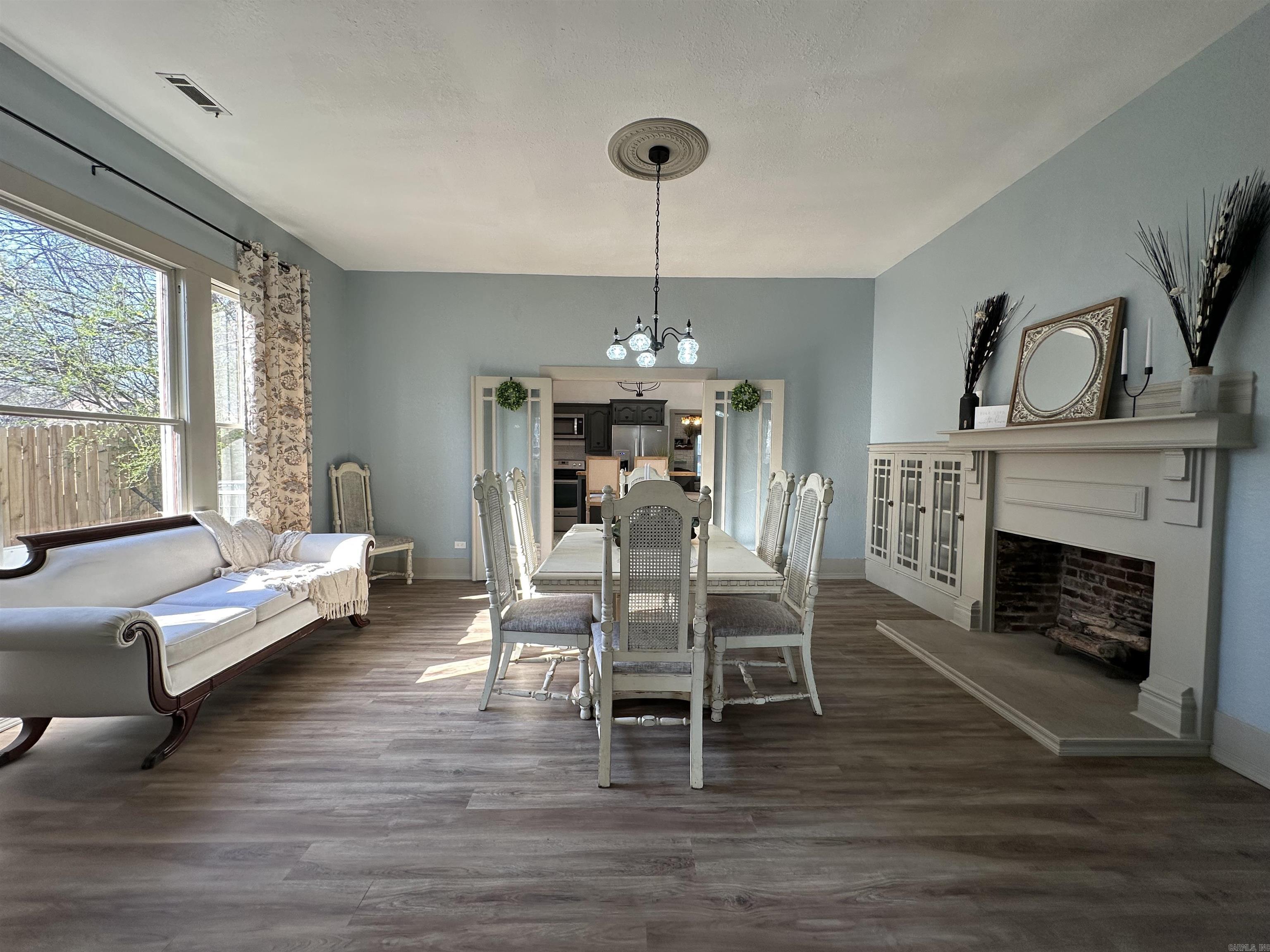 MAXFIELD SOUTHERN - Residential