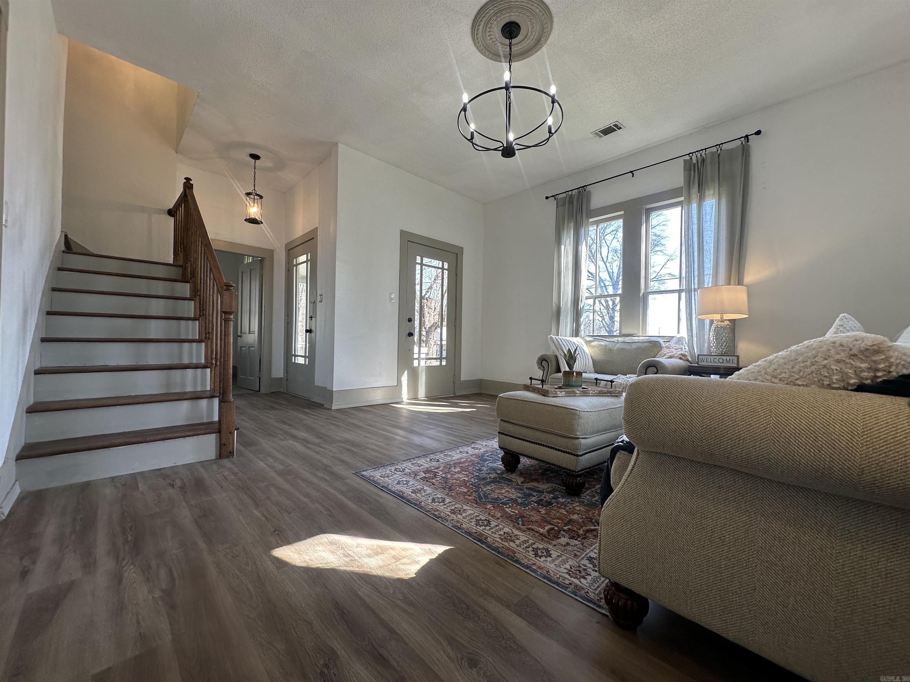 MAXFIELD SOUTHERN - Residential