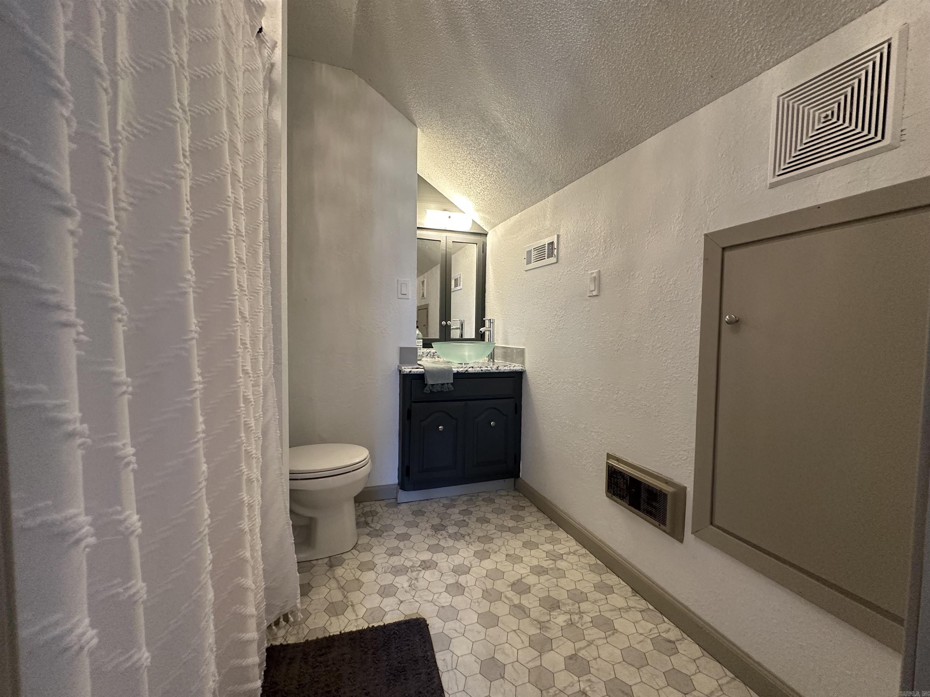 MAXFIELD SOUTHERN - Residential