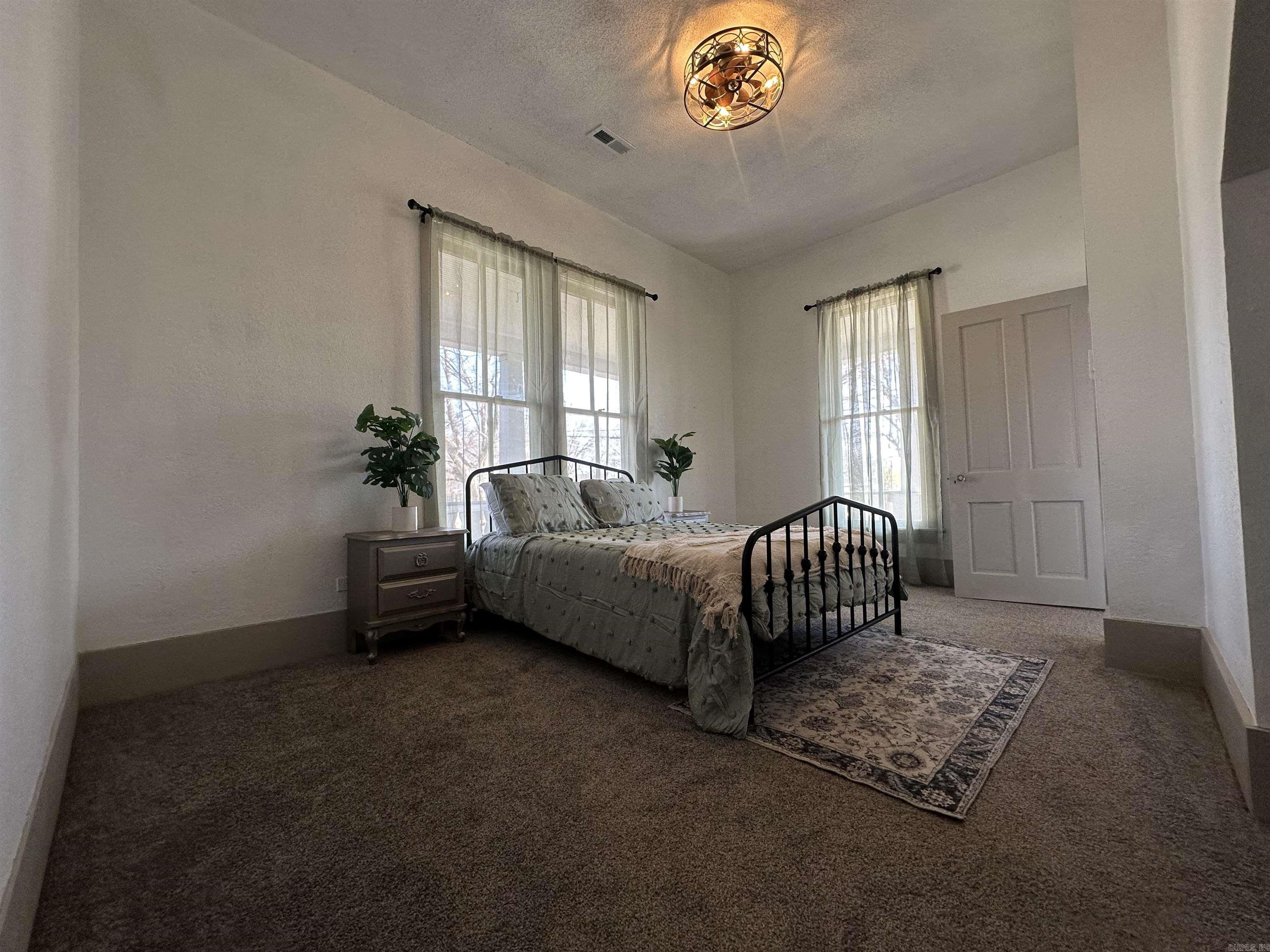 MAXFIELD SOUTHERN - Residential