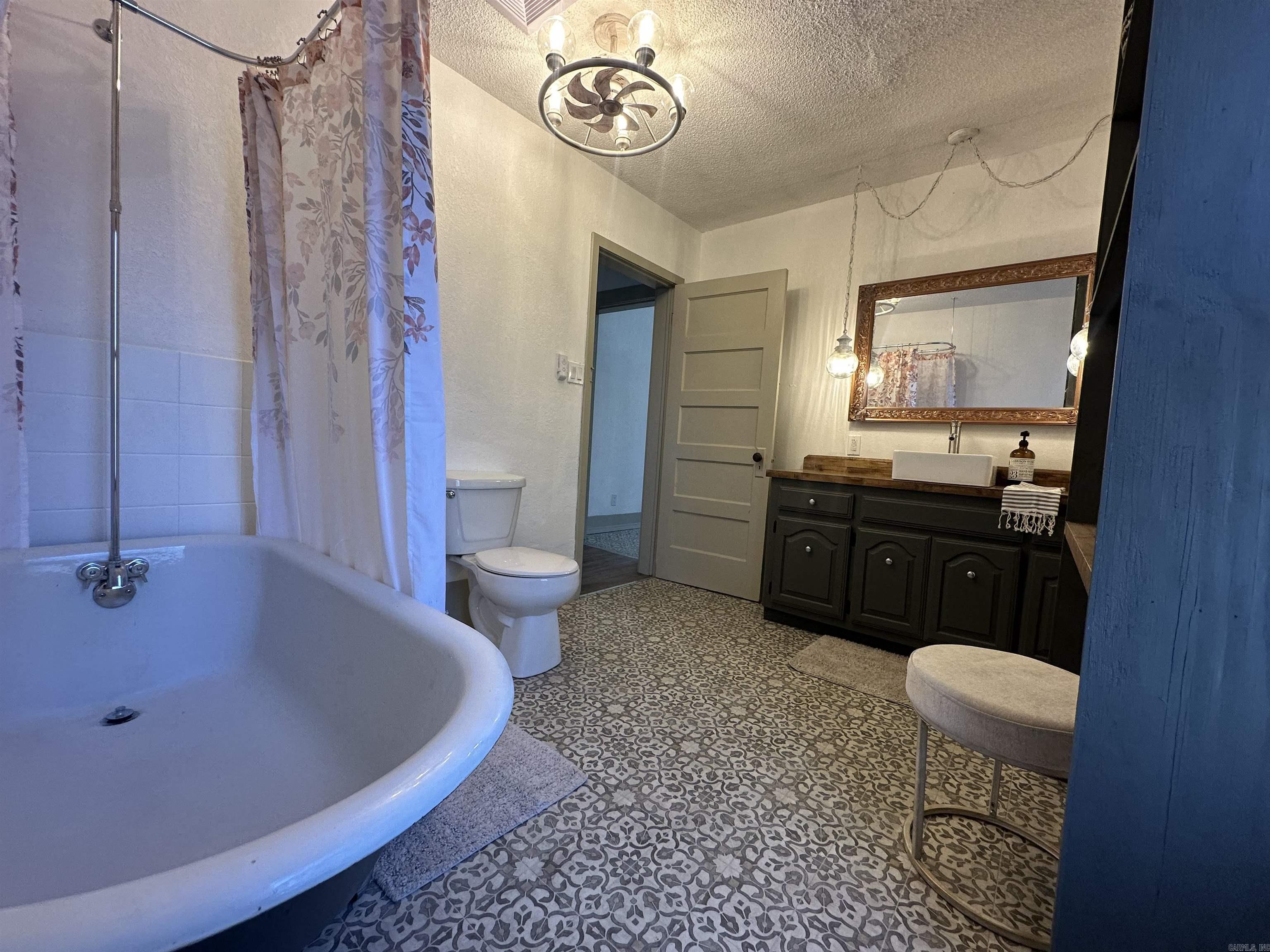 MAXFIELD SOUTHERN - Residential