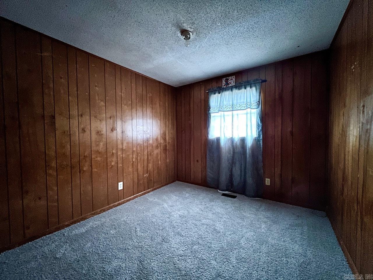 SUNSET HILLS - Residential Income