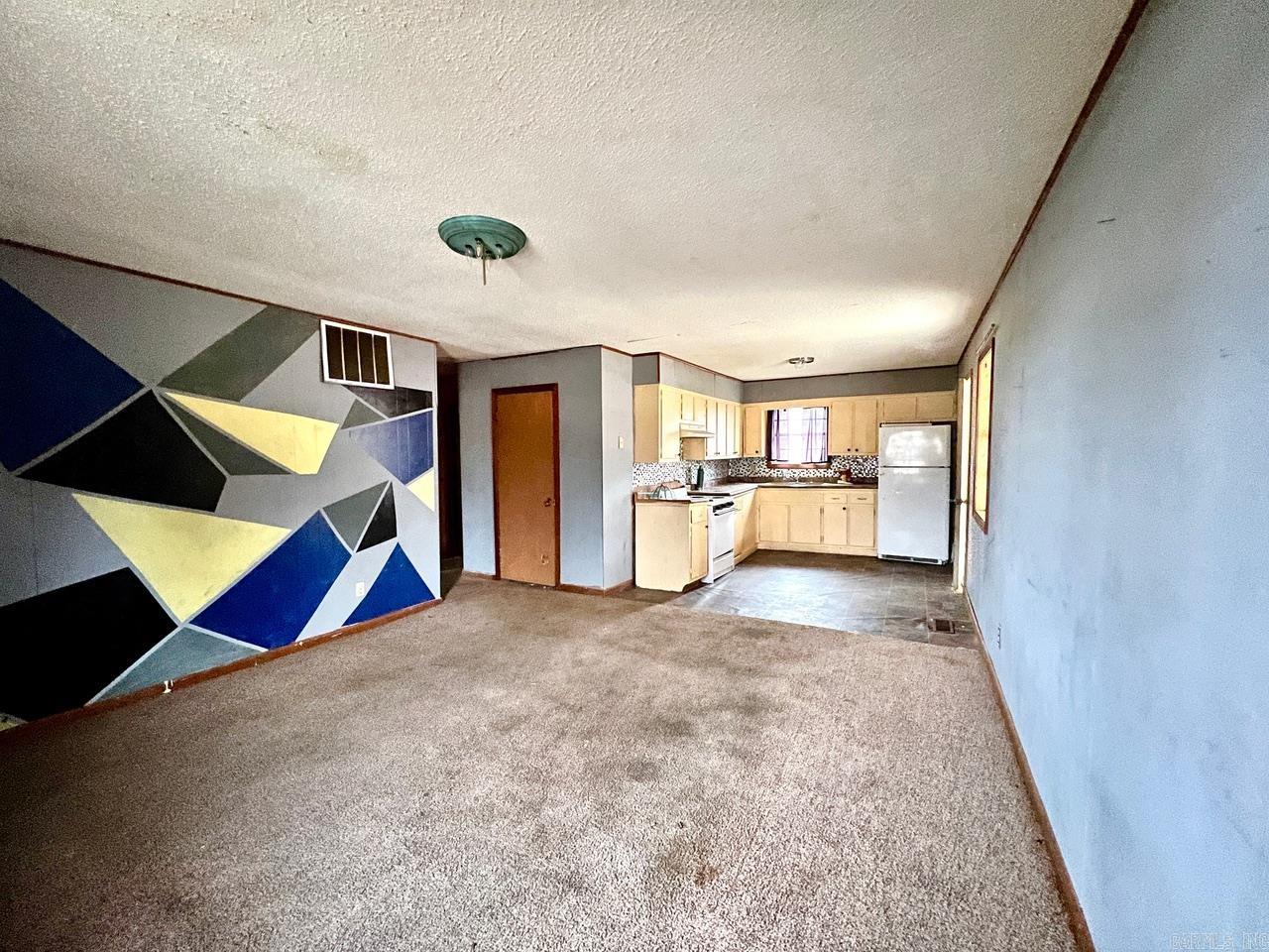 SUNSET HILLS - Residential Income