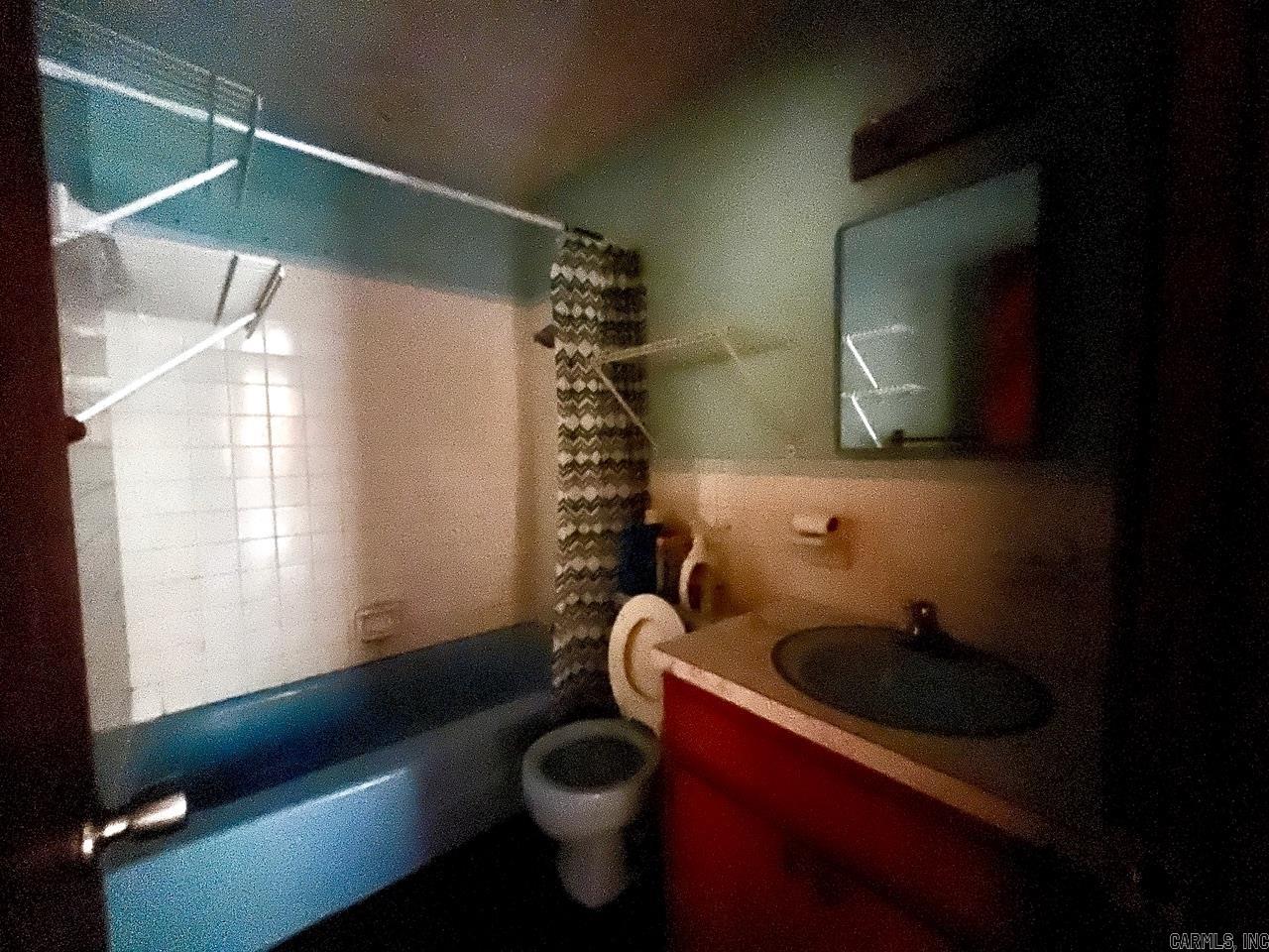 SUNSET HILLS - Residential Income