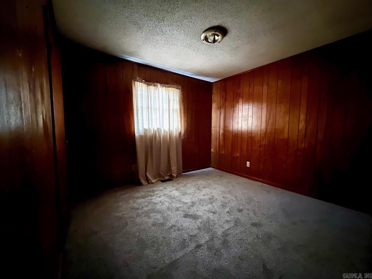 SUNSET HILLS - Residential Income