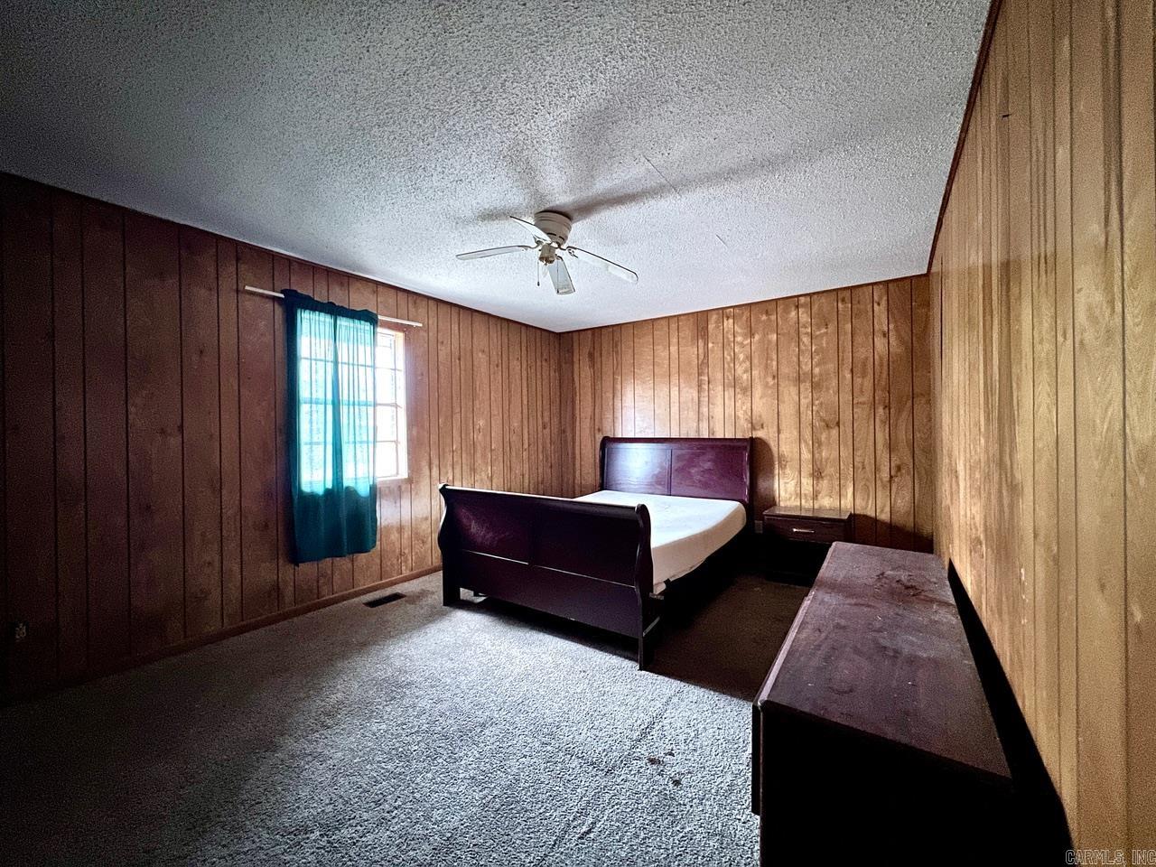 SUNSET HILLS - Residential Income