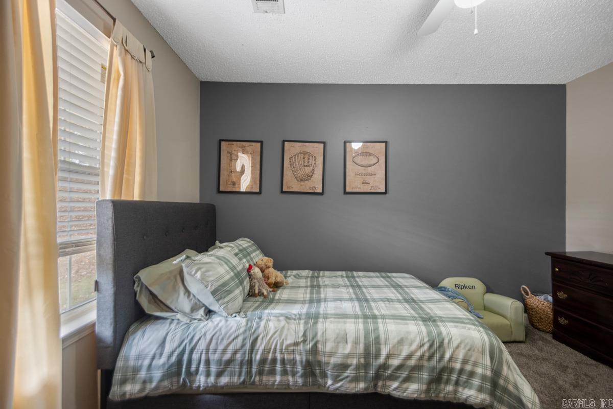 LYNNWOOD ACRES - Residential