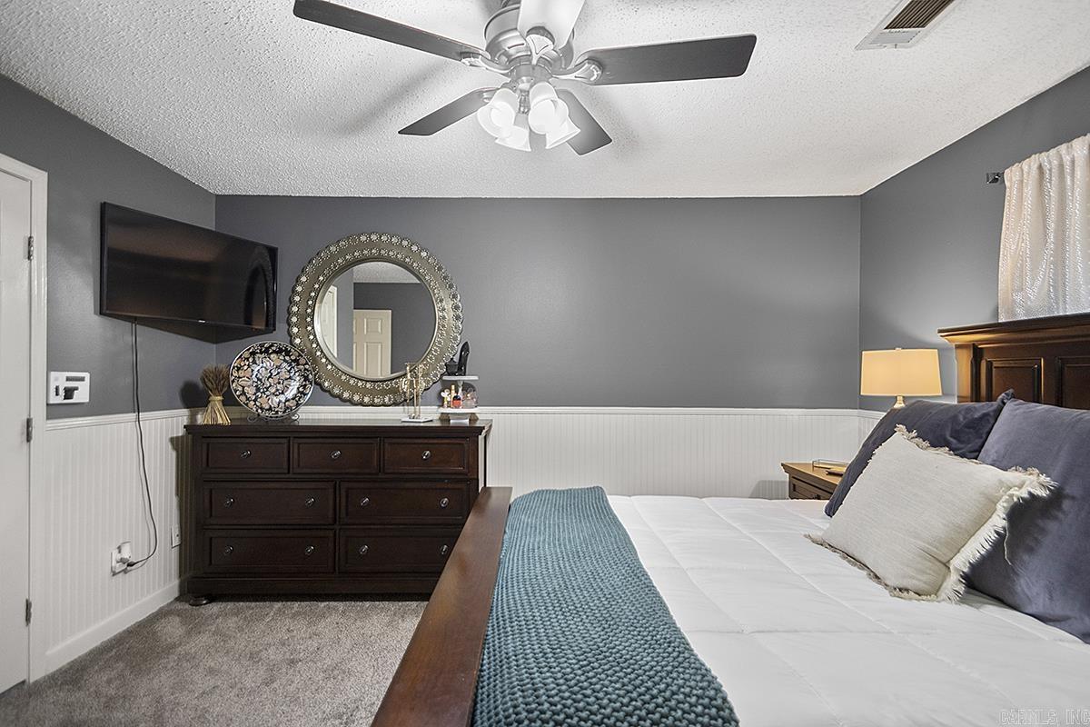 LYNNWOOD ACRES - Residential