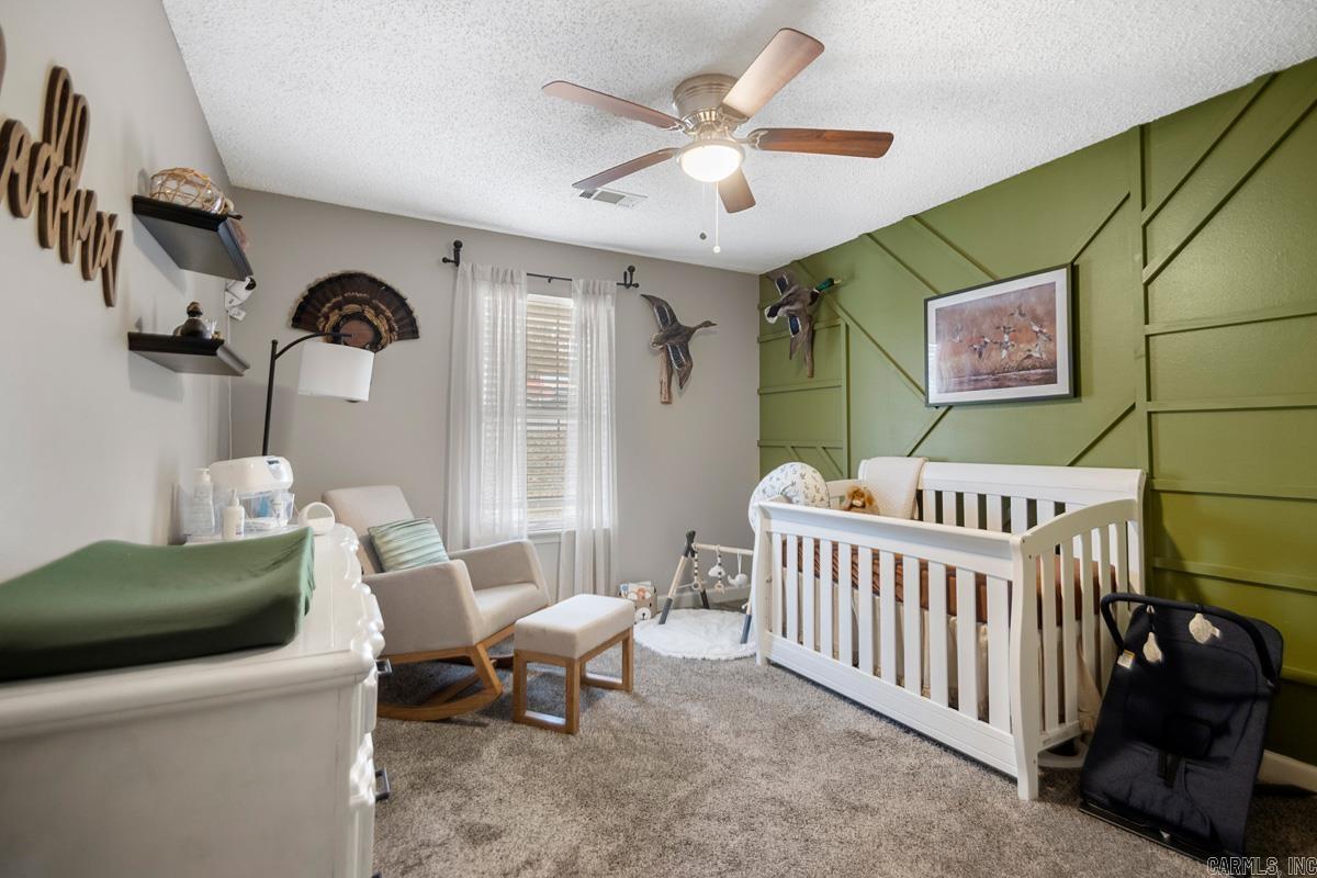 LYNNWOOD ACRES - Residential