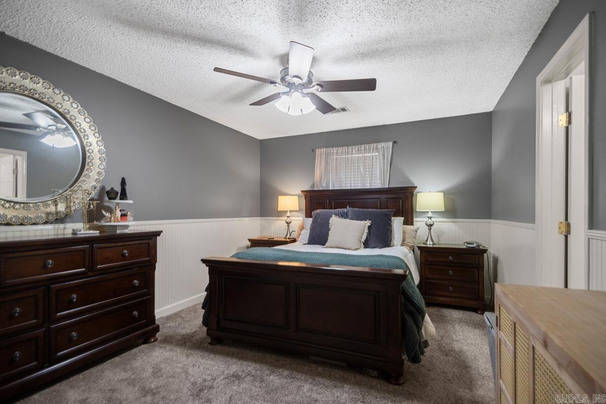 LYNNWOOD ACRES - Residential