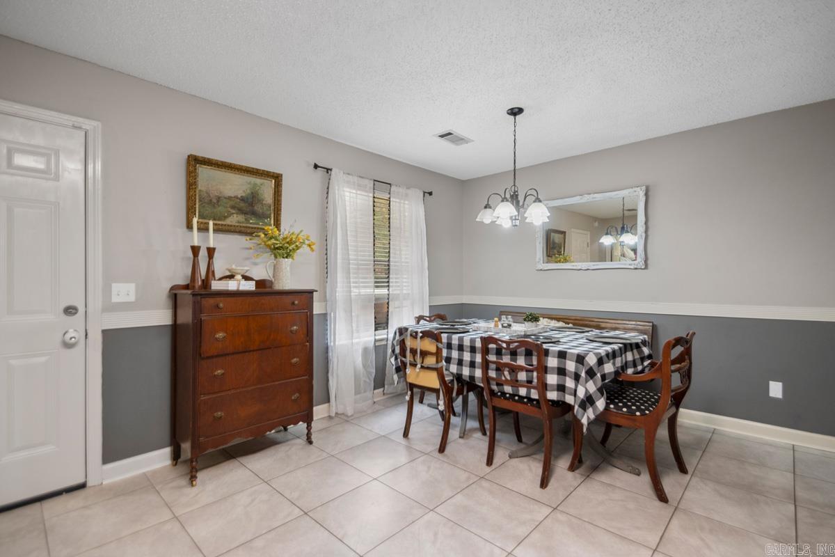 LYNNWOOD ACRES - Residential