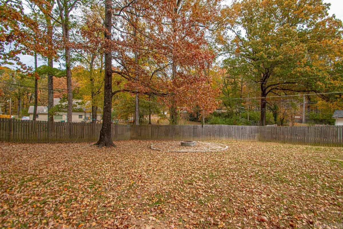 LYNNWOOD ACRES - Residential