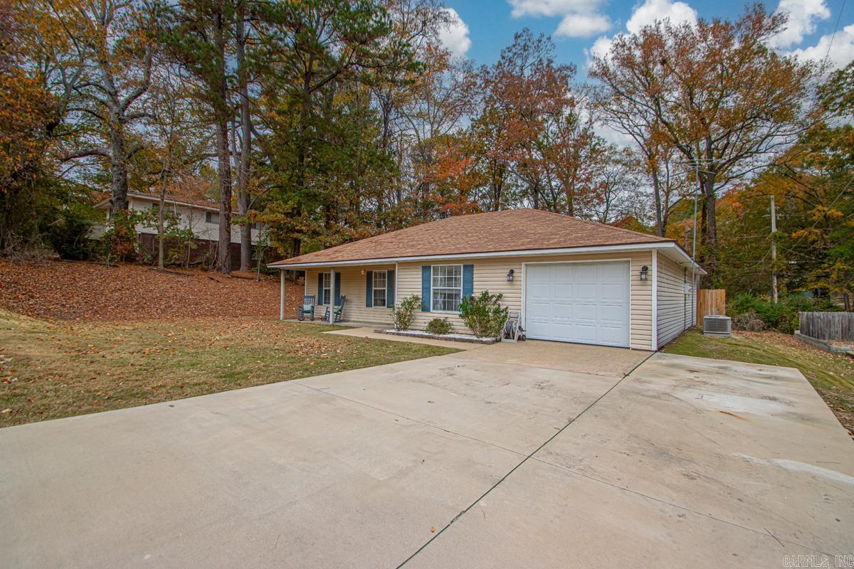 LYNNWOOD ACRES - Residential