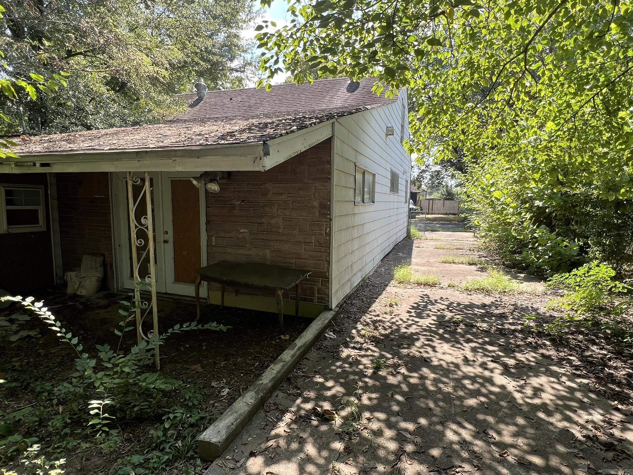 ATKINS JOHN L SCHOOL - Residential