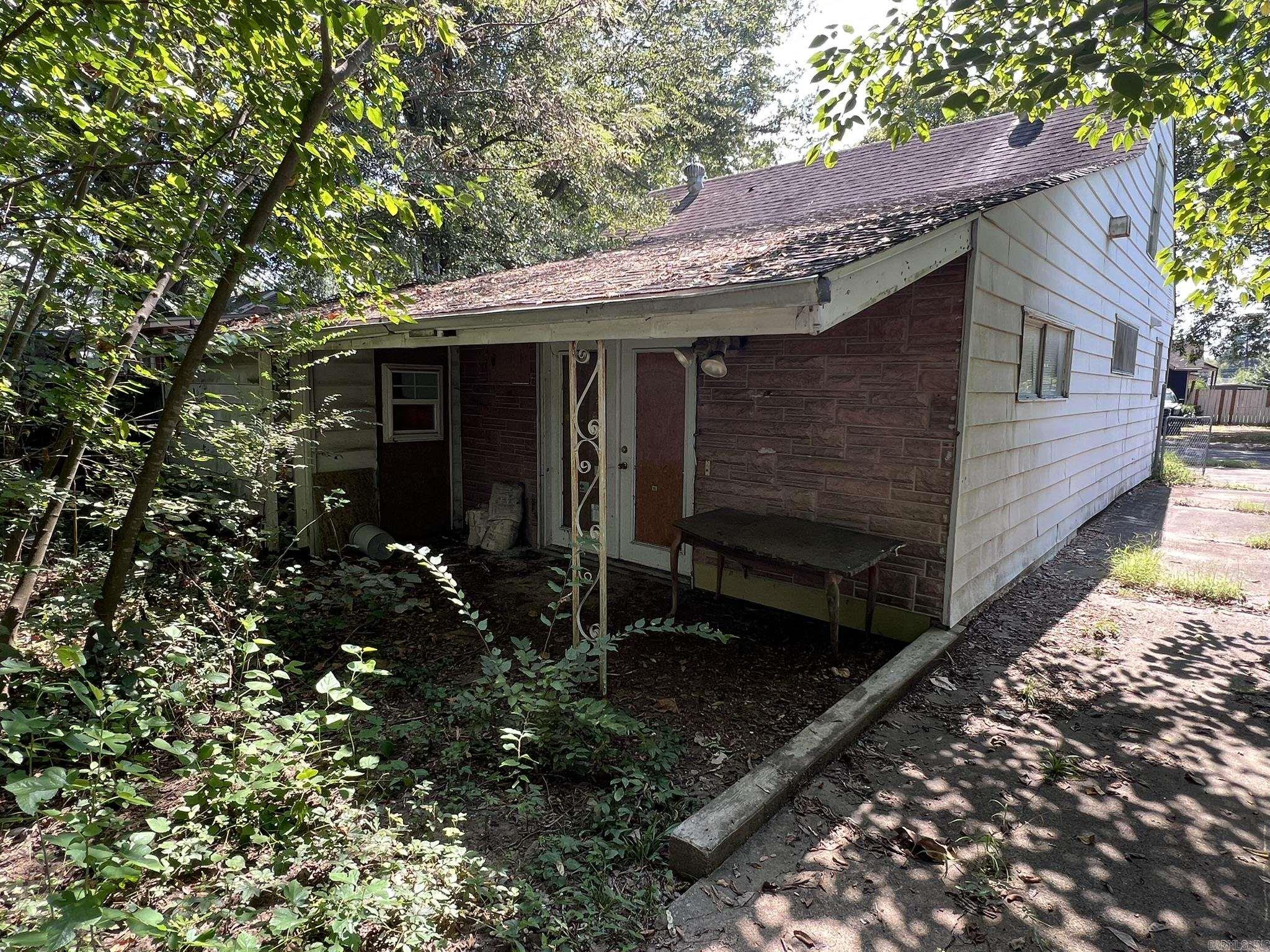 ATKINS JOHN L SCHOOL - Residential