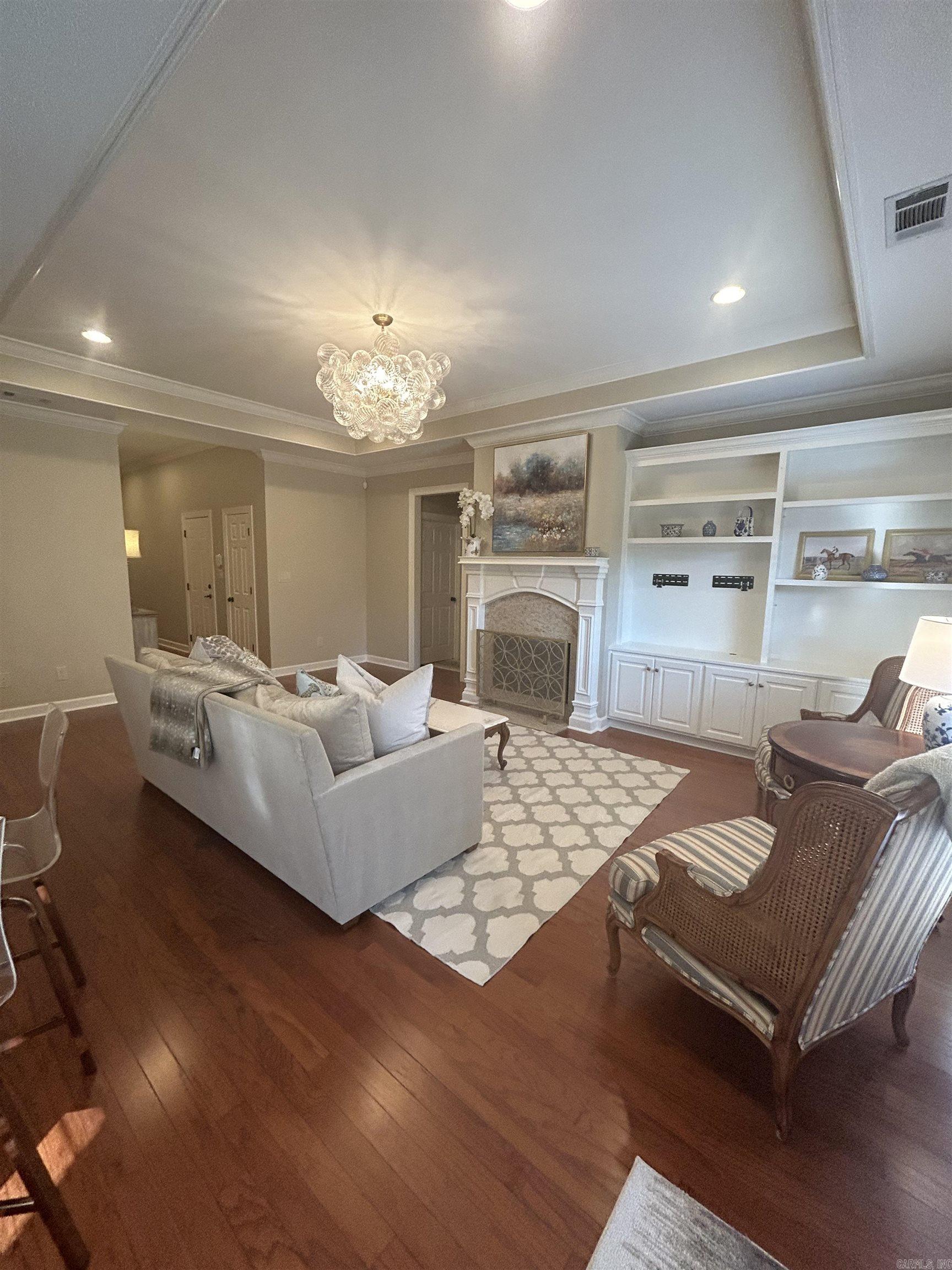 VALLEY VIEW - Residential