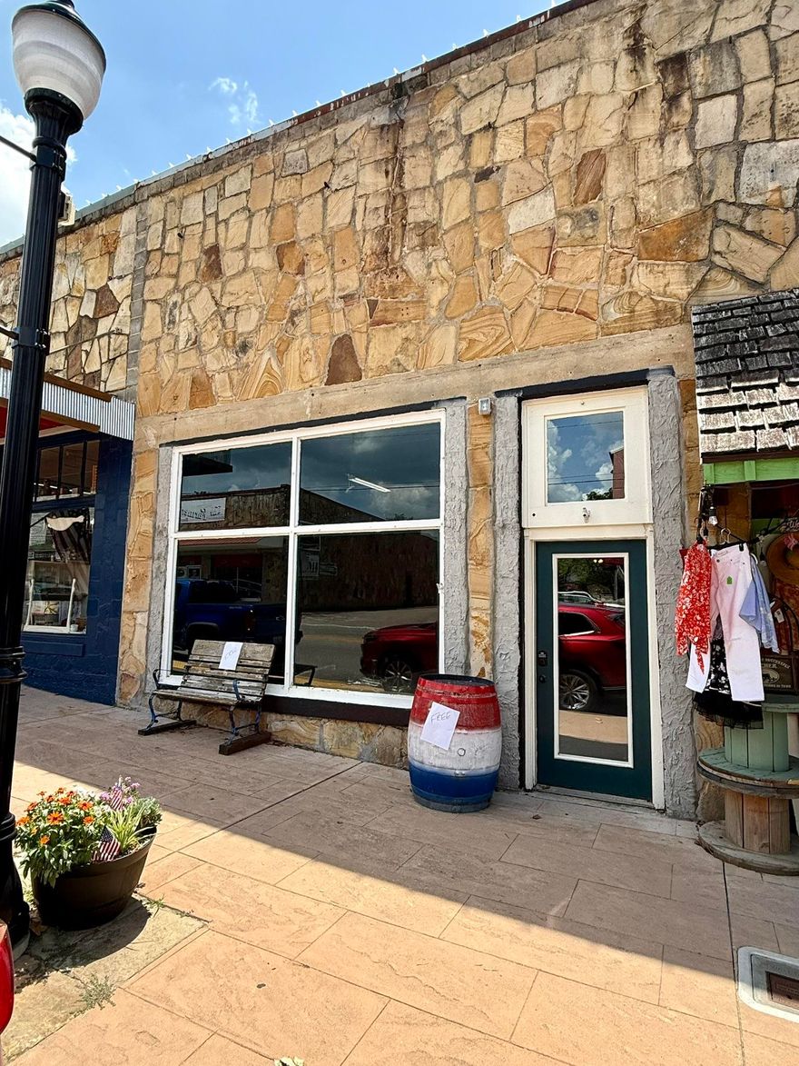 Located on historic Main Street in the heart of downtown Mountain View, this 1,720 sq ft commercial building offers prime visibility in a high-traffic area with heavy foot traffic. Surrounded by thriving restaurants, shops, and local attractions, it’s the perfect location for retail, office, or a boutique business. The building features a charming storefront and excellent street frontage, as well as a rear entrance. Don’t miss this opportunity to invest in one of the busiest and most walkable districts in the Ozarks. Listed at just $215,000.