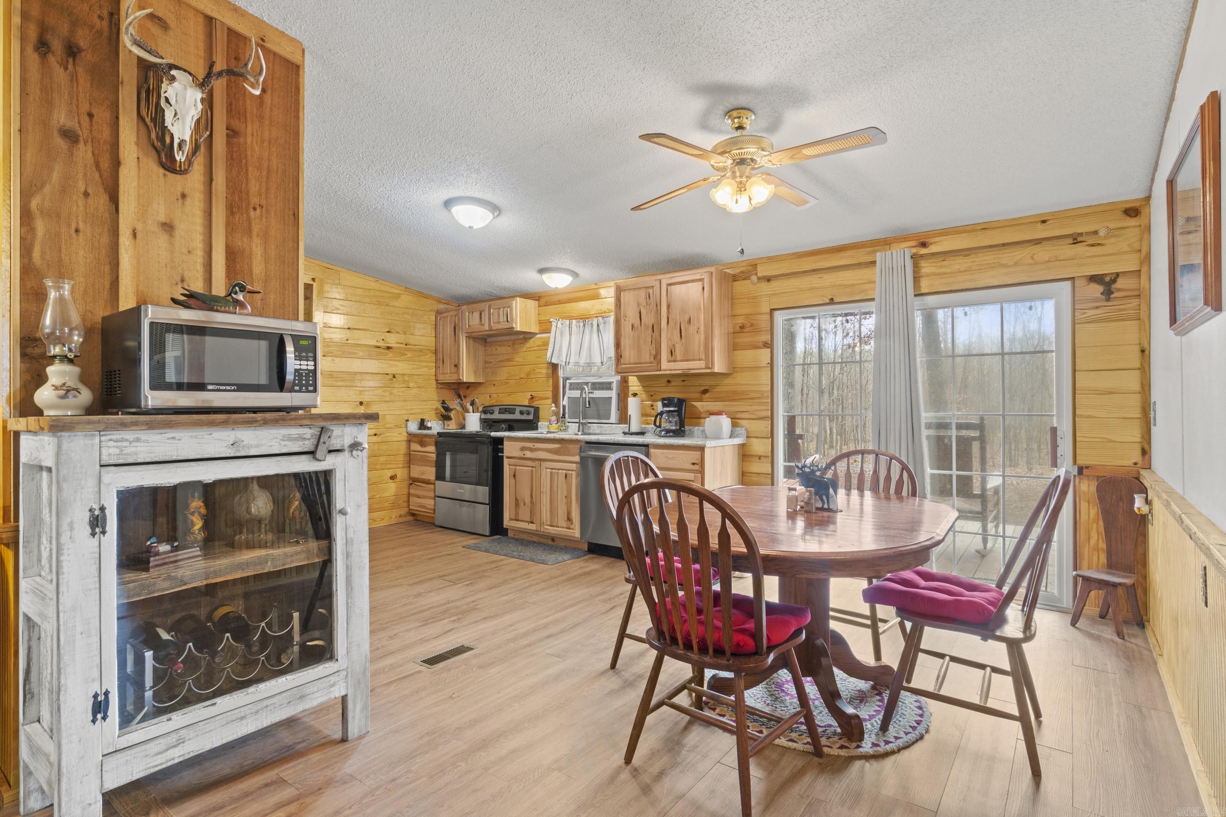 NIMMO RIVER BANK SUBD - Residential