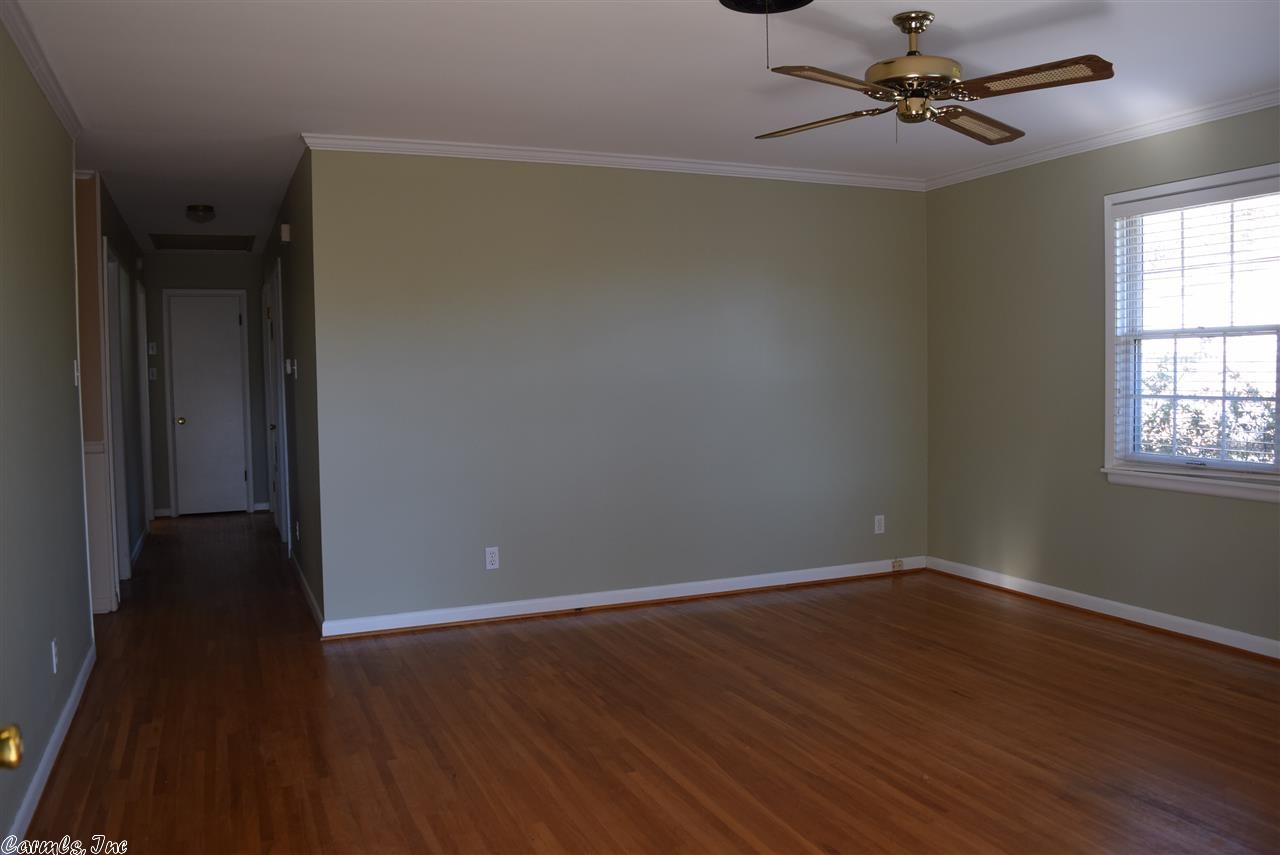 Ellis Acres - Residential