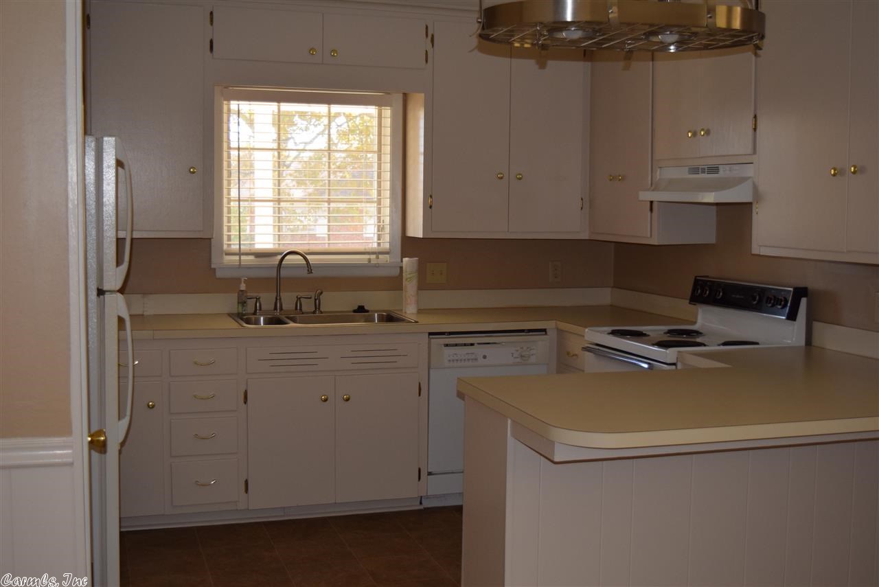 Ellis Acres - Residential