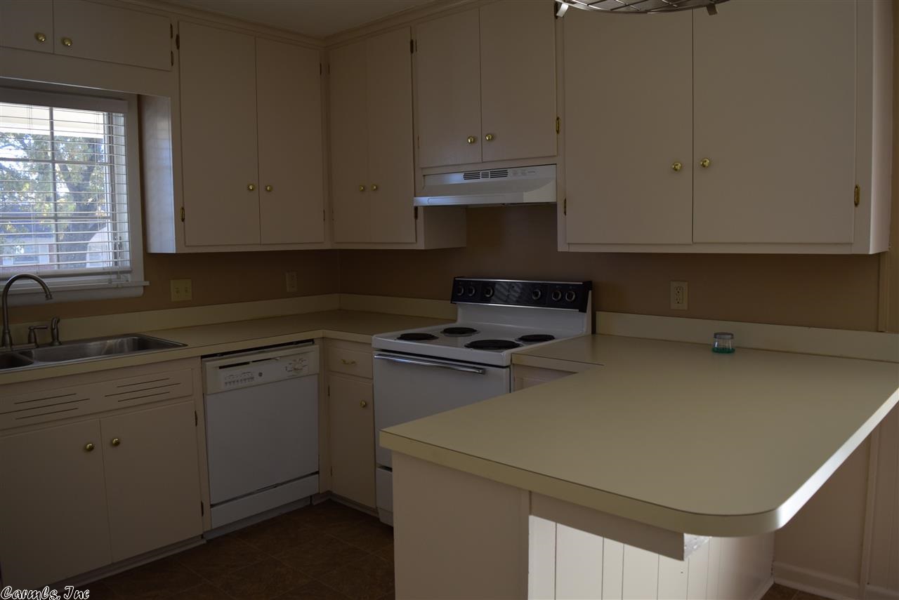 Ellis Acres - Residential