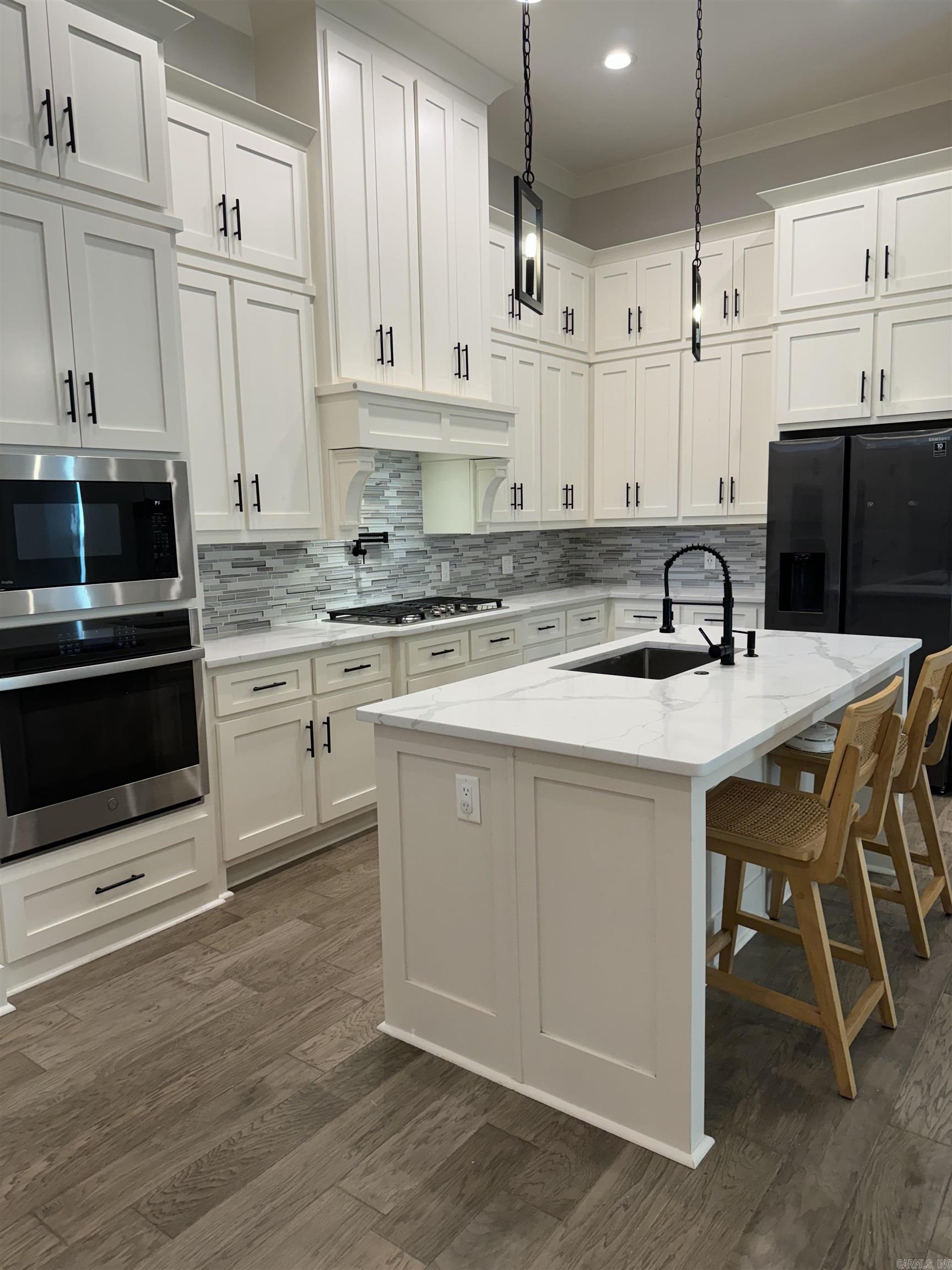 WILDWOOD PLACE - Residential