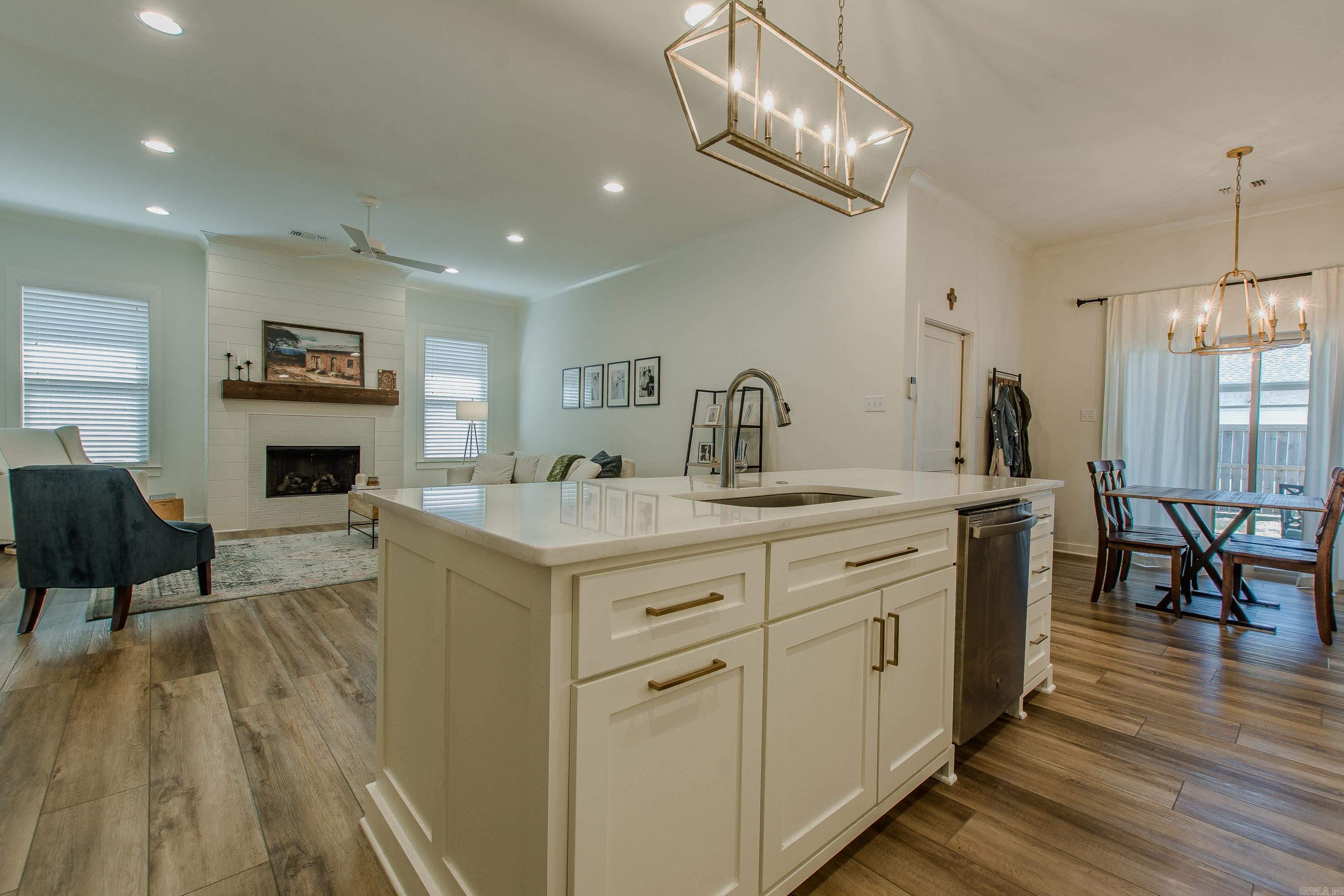 PARKSIDE ADDITION - Residential