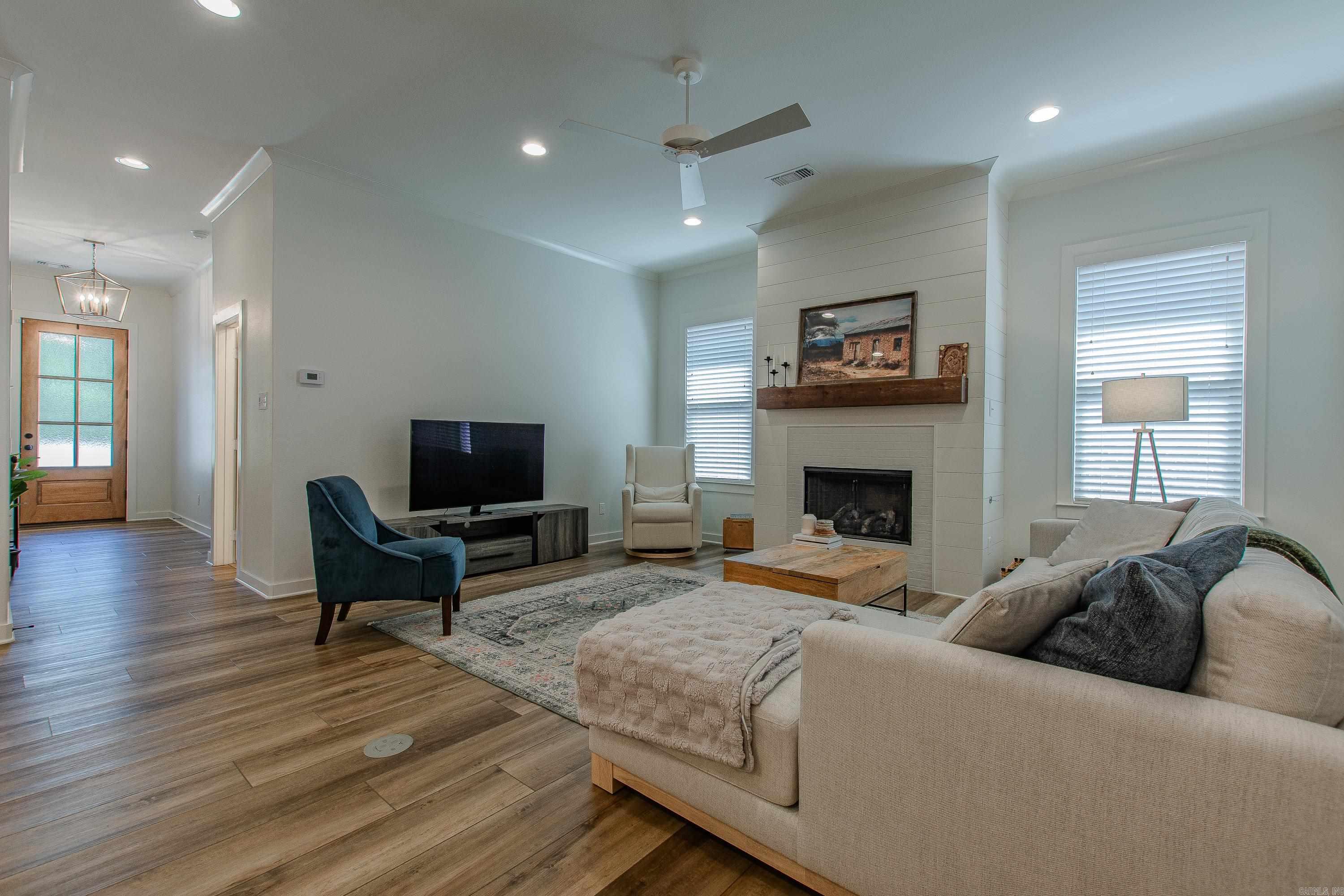 PARKSIDE ADDITION - Residential