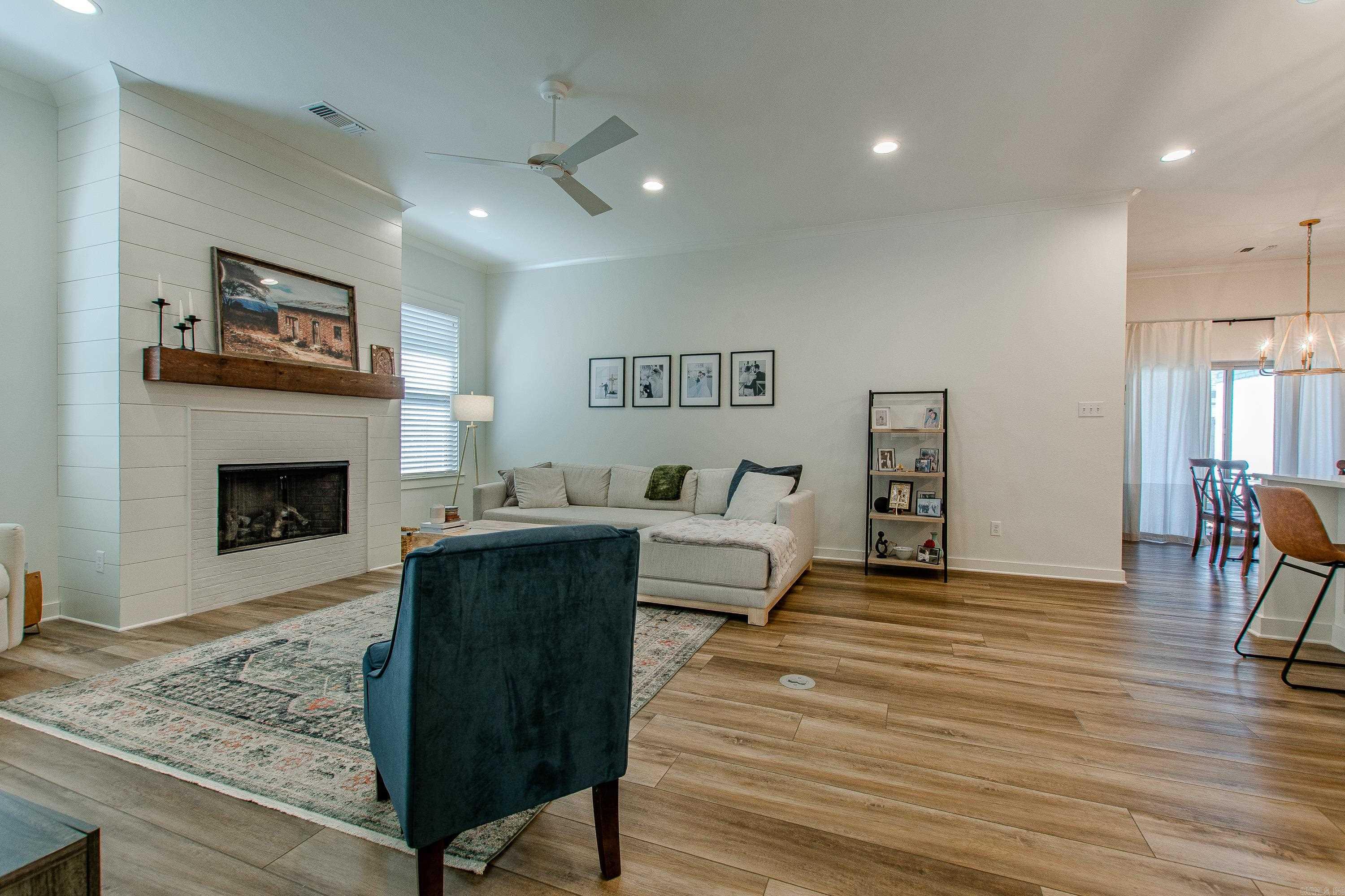 PARKSIDE ADDITION - Residential