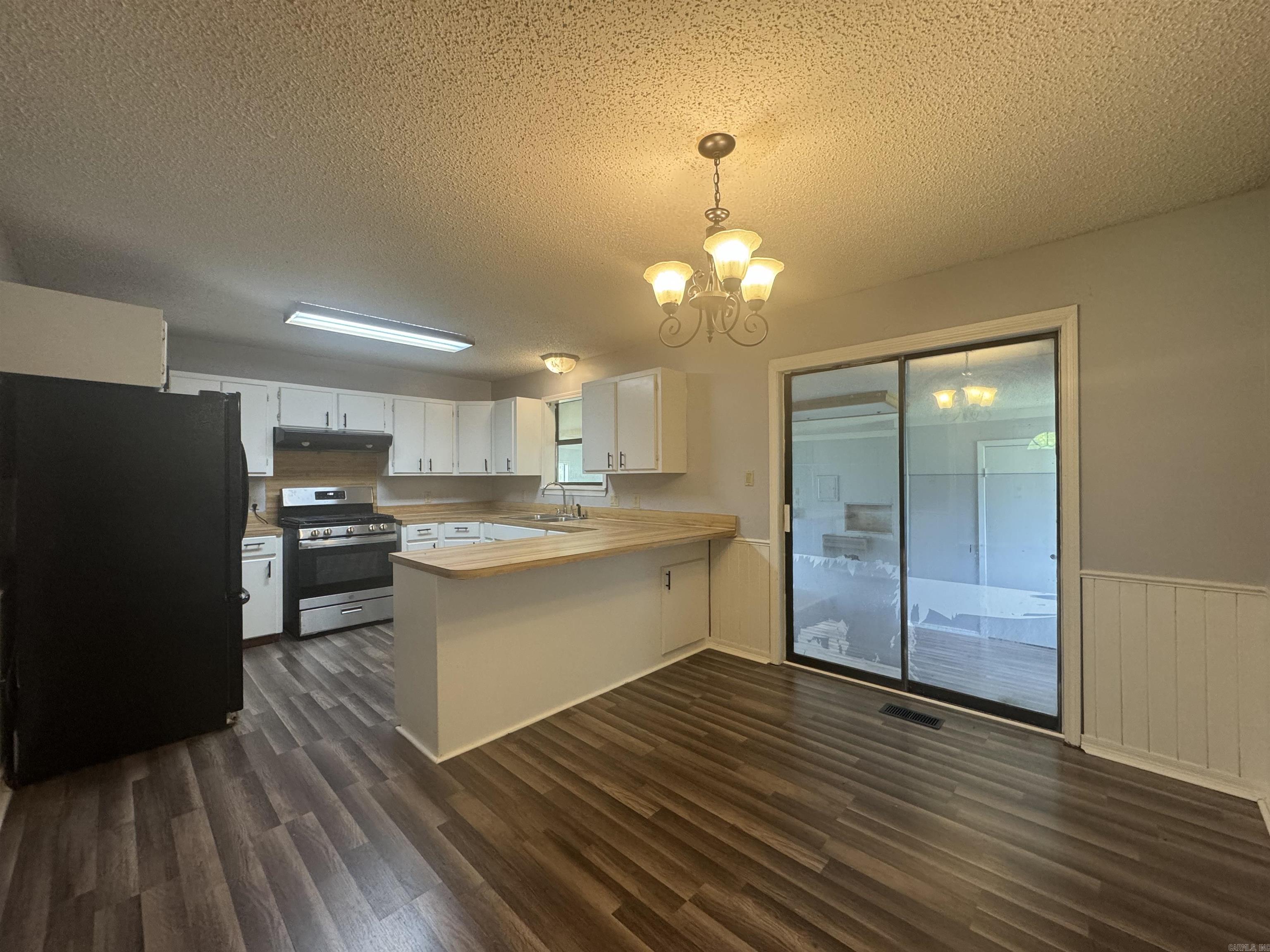 Not in Subdivision - Residential Lease