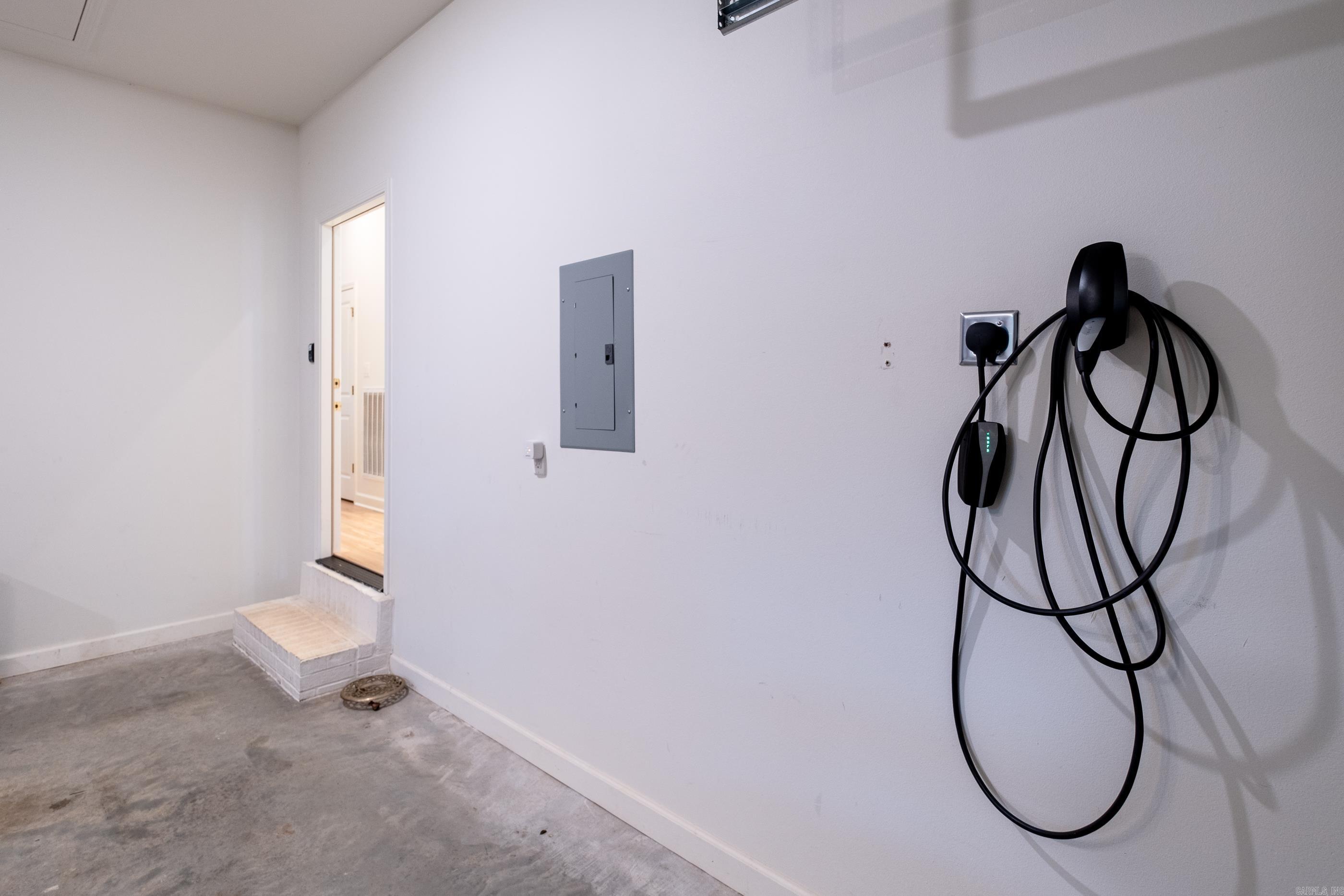 GIBRALTER HGTS - Residential