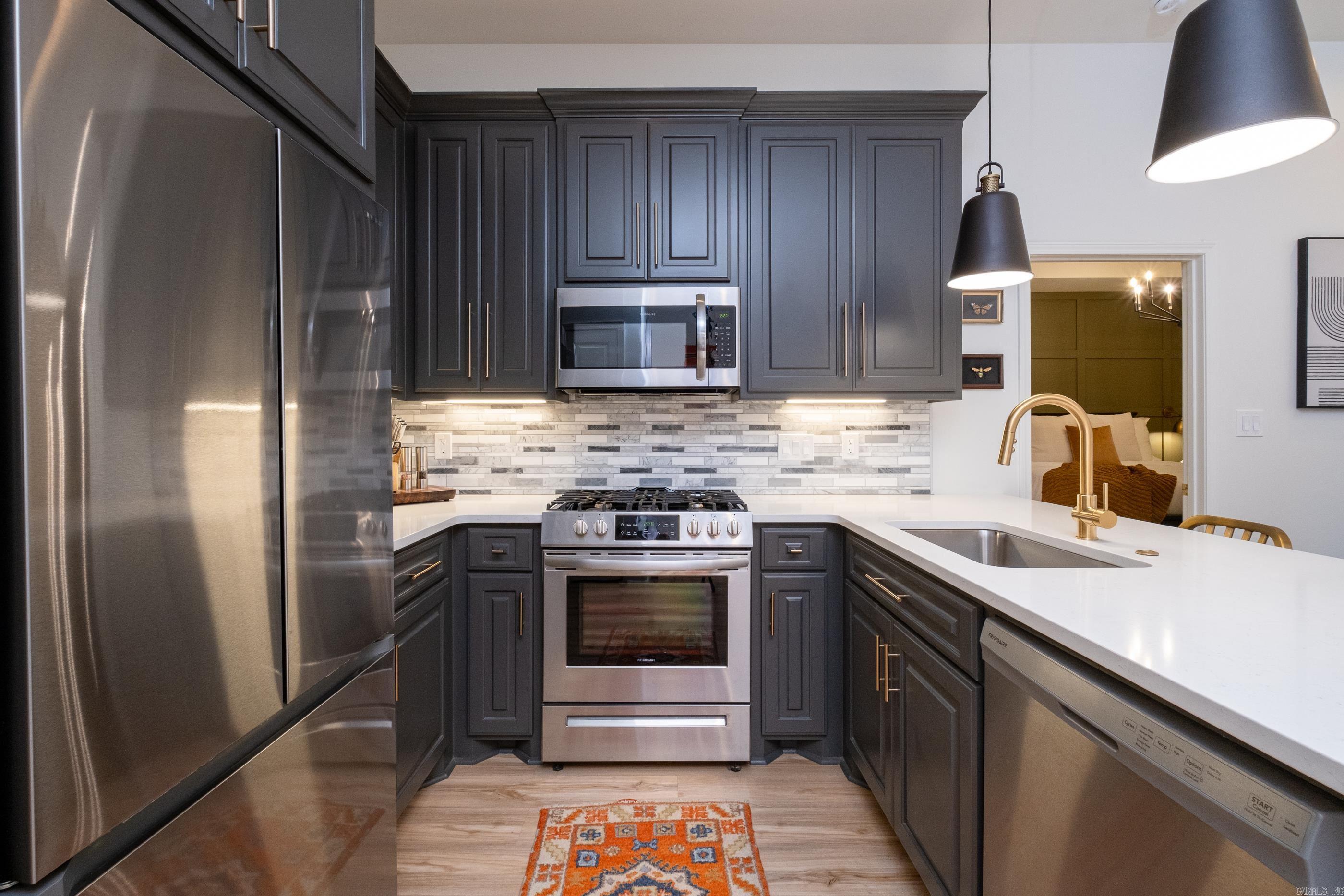 GIBRALTER HGTS - Residential