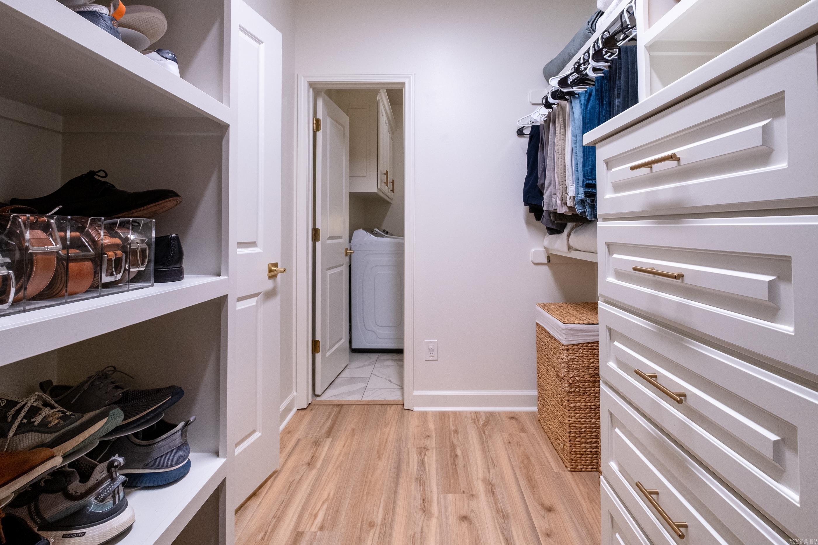 GIBRALTER HGTS - Residential