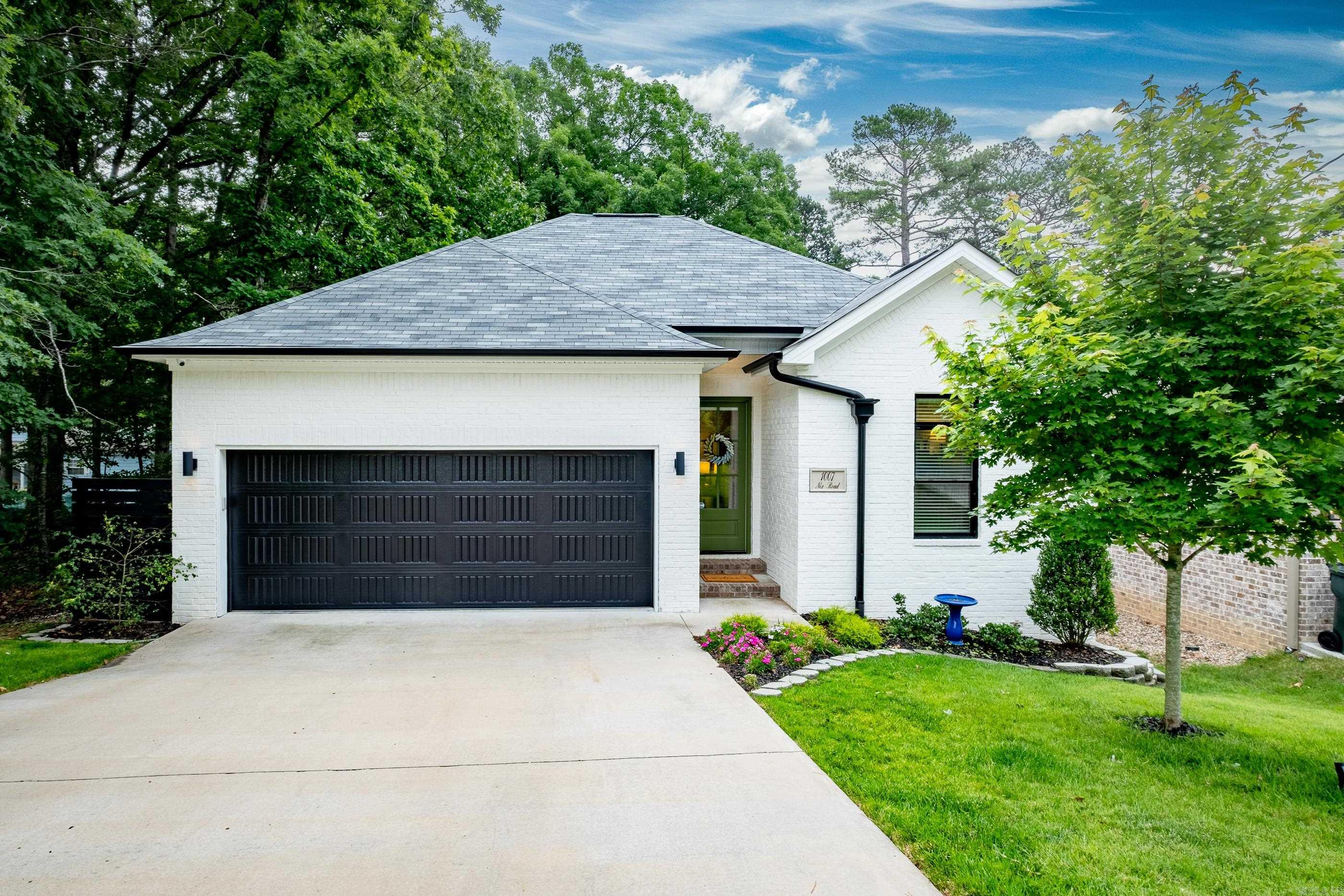 GIBRALTER HGTS - Residential