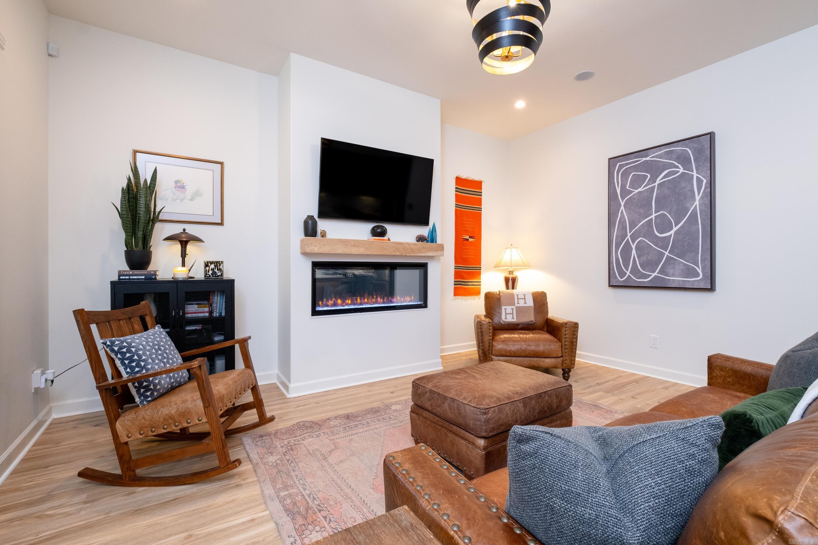 GIBRALTER HGTS - Residential