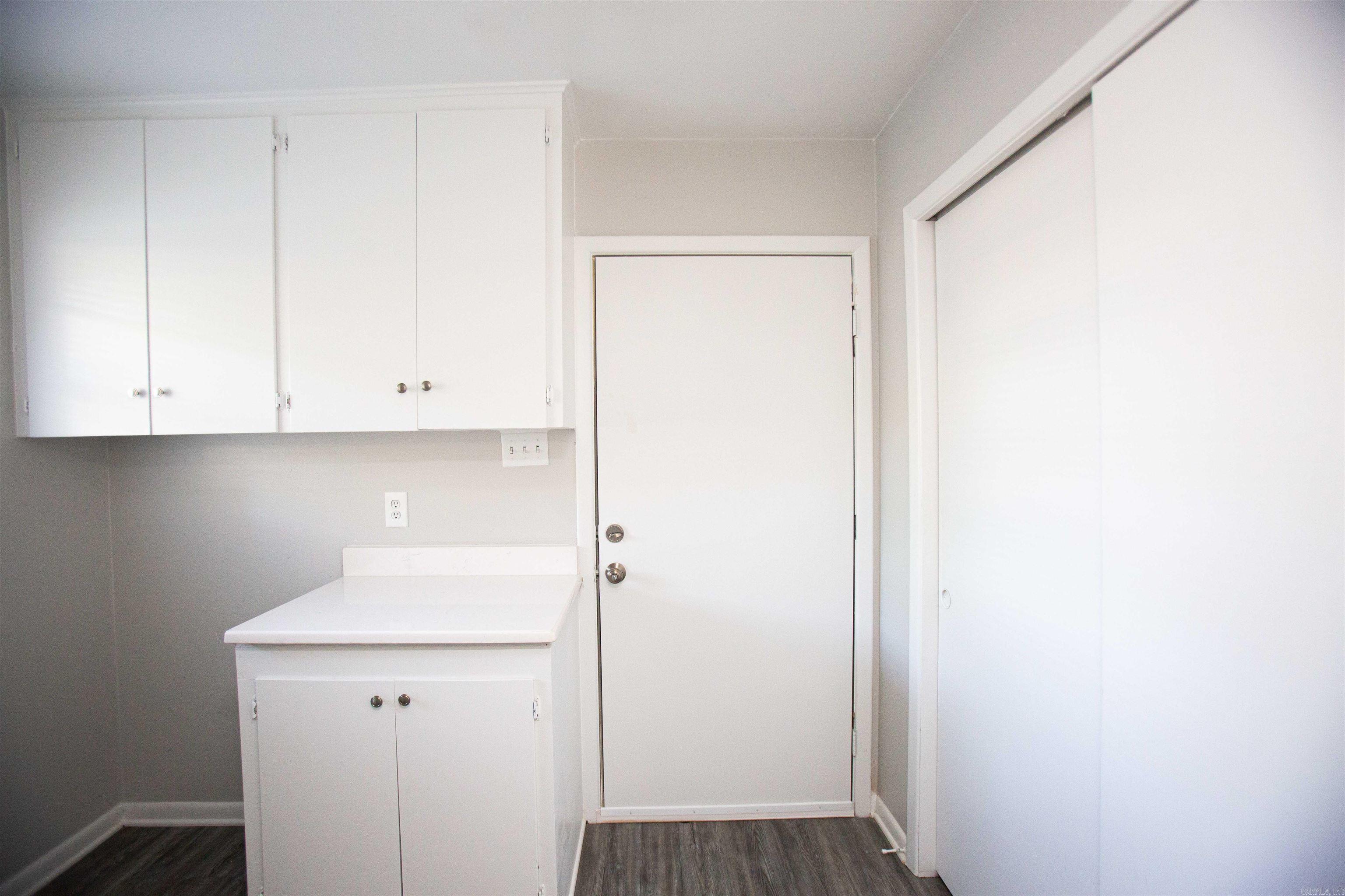 Markham Manor - Residential Lease